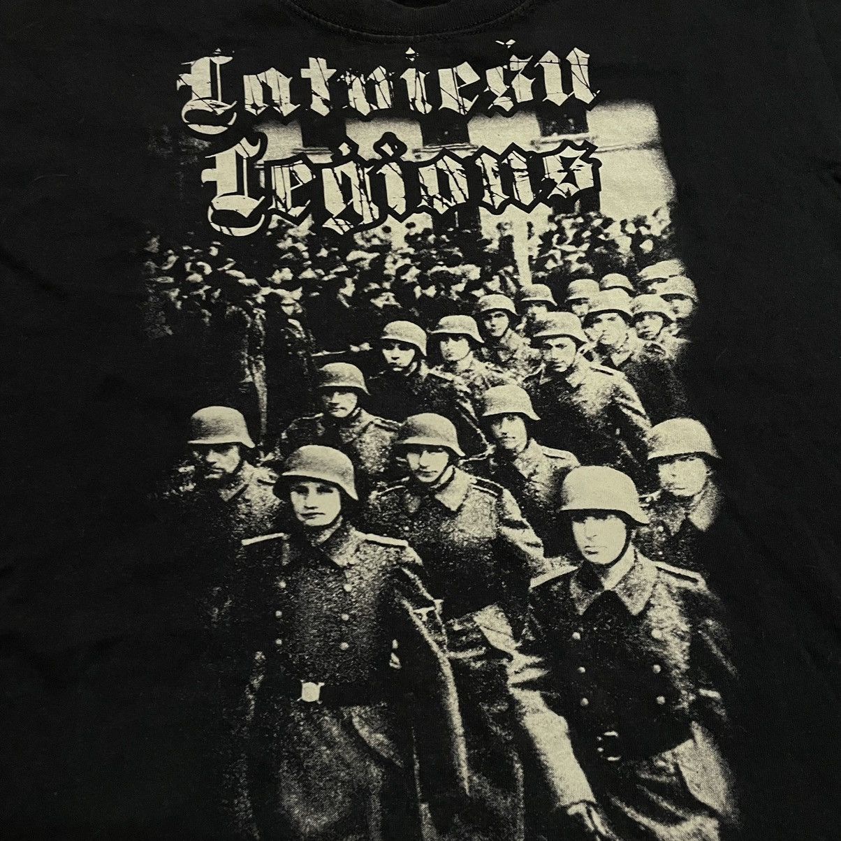 Vintage Vintage Y2K Thrashed Black Graphic Band Tee Punk Grunge M Size US M / EU 48-50 / 2 - 6 Thumbnail