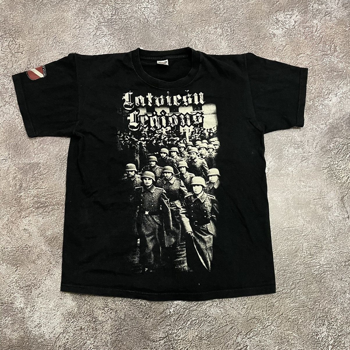Vintage Vintage Y2K Thrashed Black Graphic Band Tee Punk Grunge M Size US M / EU 48-50 / 2 - 2 Thumbnail