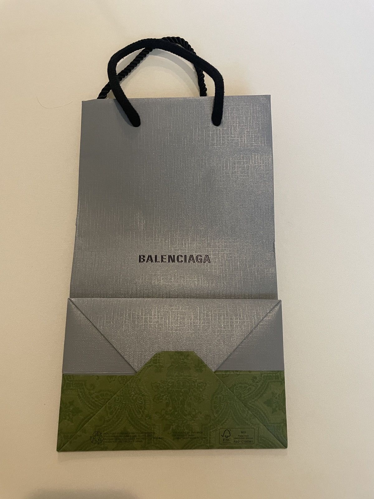 Balenciaga × Gucci Gucci x Balenciaga Hacker Project Wallet Balenciaga × Gucci Gucci x Balenciaga Hacker Project Wallet