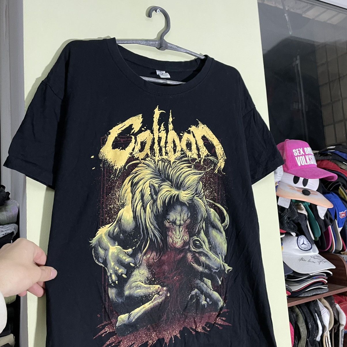 Vintage Vintage 90s Graphic Tee Band Tee Dark Grunge Punk Cropped M Size US M / EU 48-50 / 2 - 5 Thumbnail