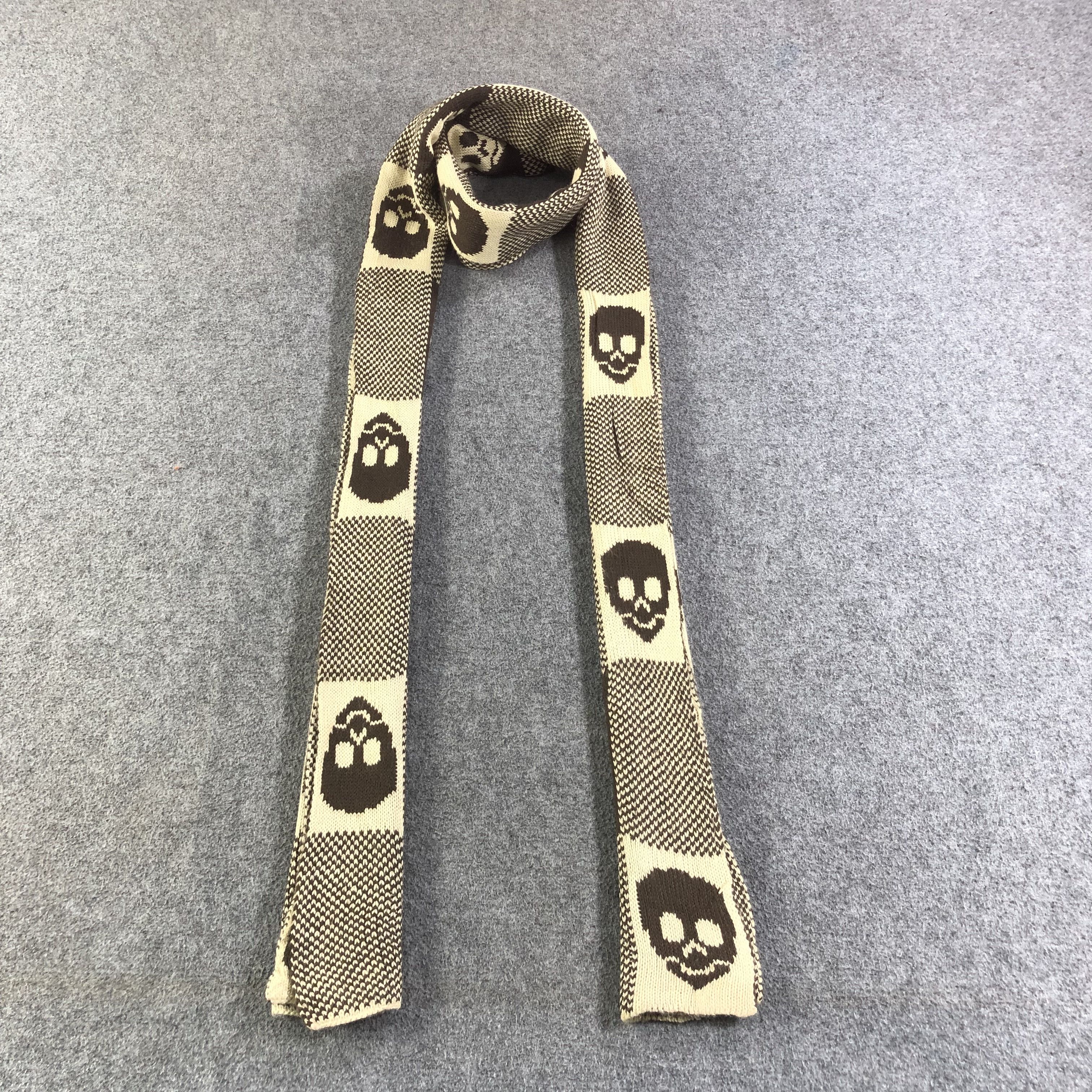 image of Skulls Checkered Wool Scarf Muffler V1352, Men's