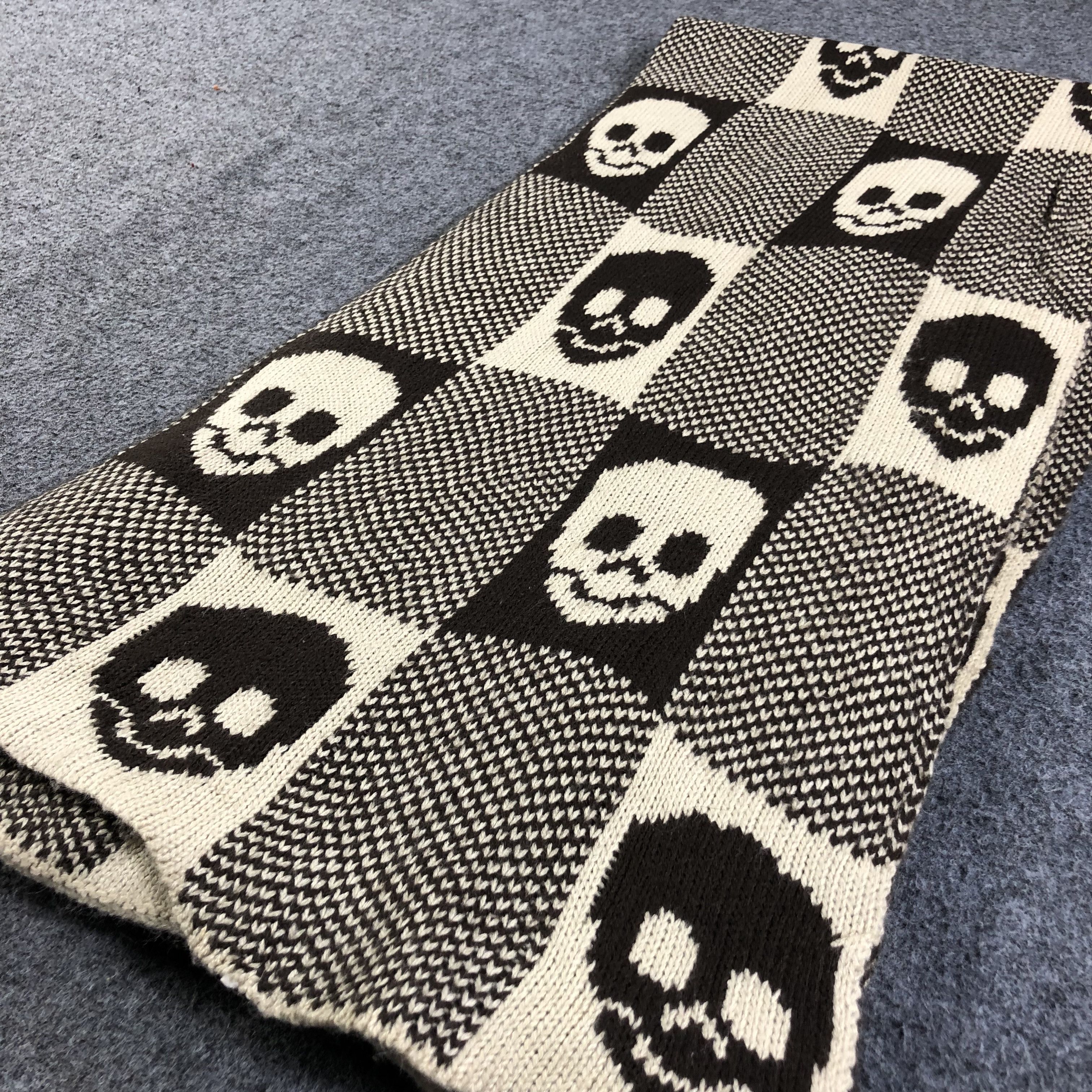 Seditionaries Skulls Checkered Wool Scarf Muffler V1352 Size ONE SIZE - 2 Thumbnail