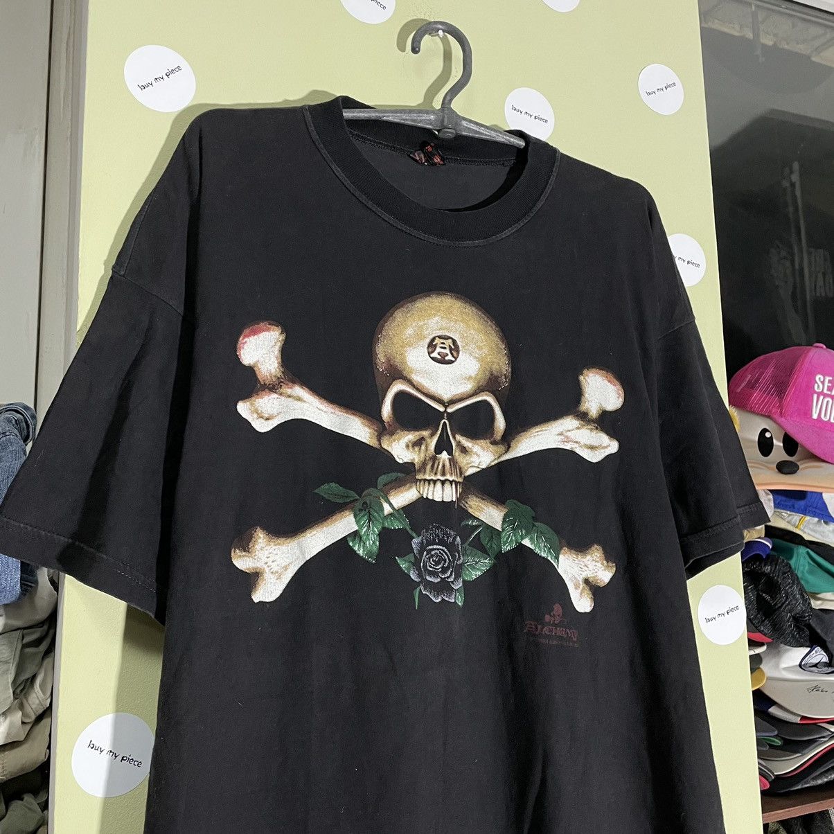 Vintage Vintage Y2K Skull Crossbones Graphic Tee Punk Grunge Boxy XL Size US XL / EU 56 / 4 - 2 Thumbnail