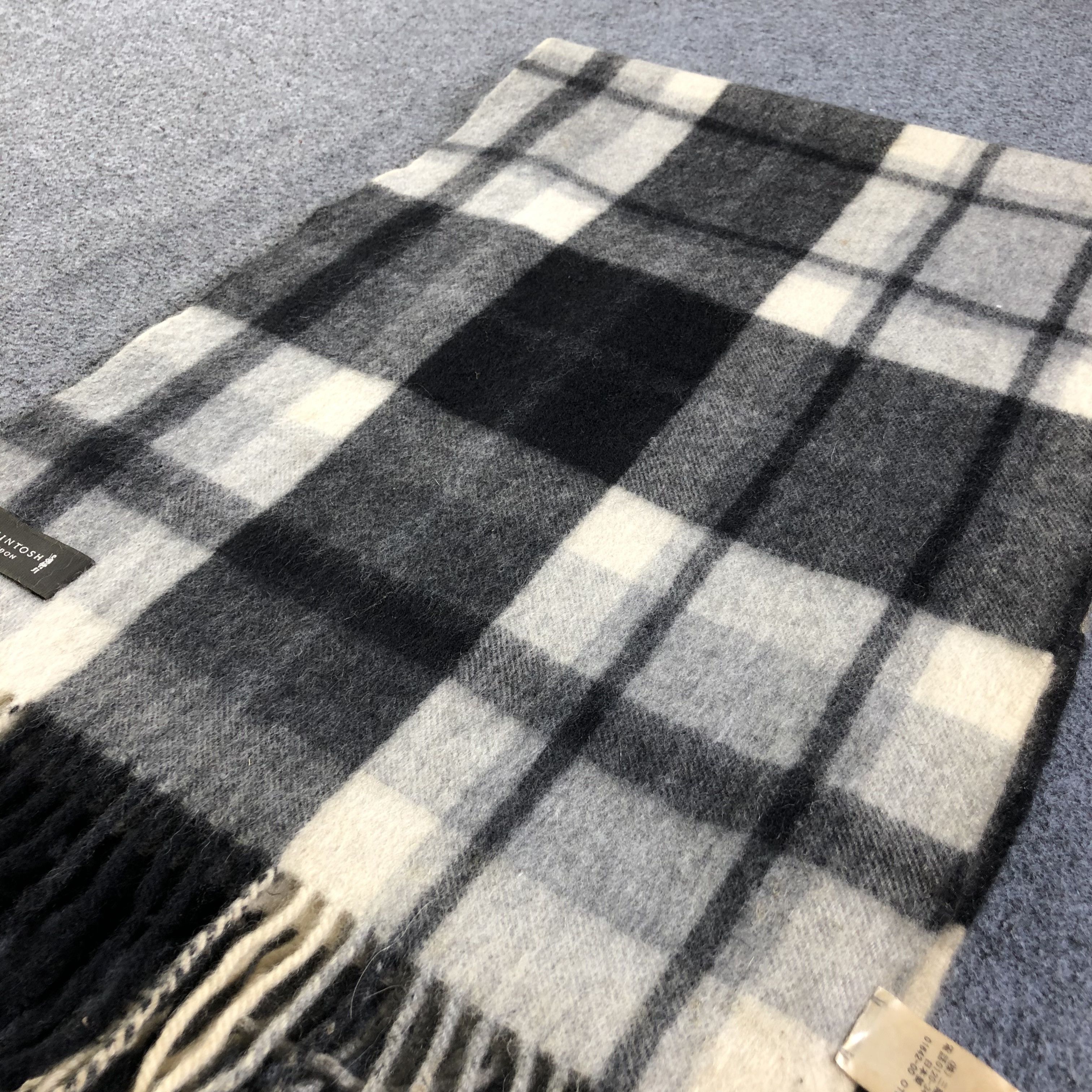 Mackintosh Mackintosh Cashmere Scarf Muffler V1361 Size ONE SIZE - 3 Thumbnail