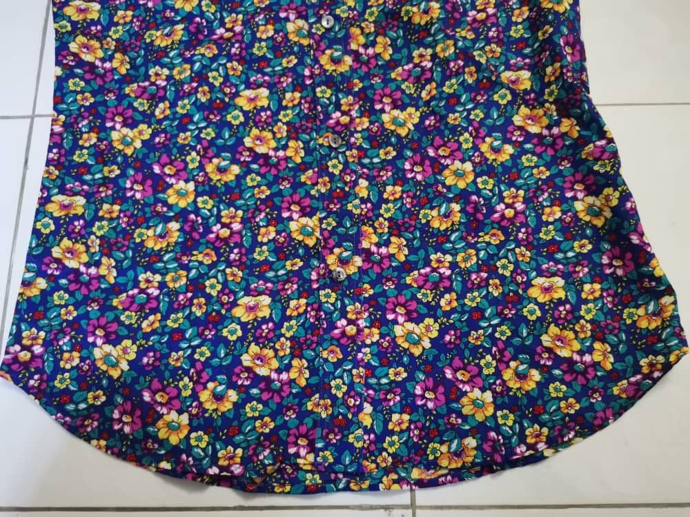 Designer DOLCE & GABBANA X ITALIAN SHIRT Size US S / EU 44-46 / 1 - 3 Thumbnail