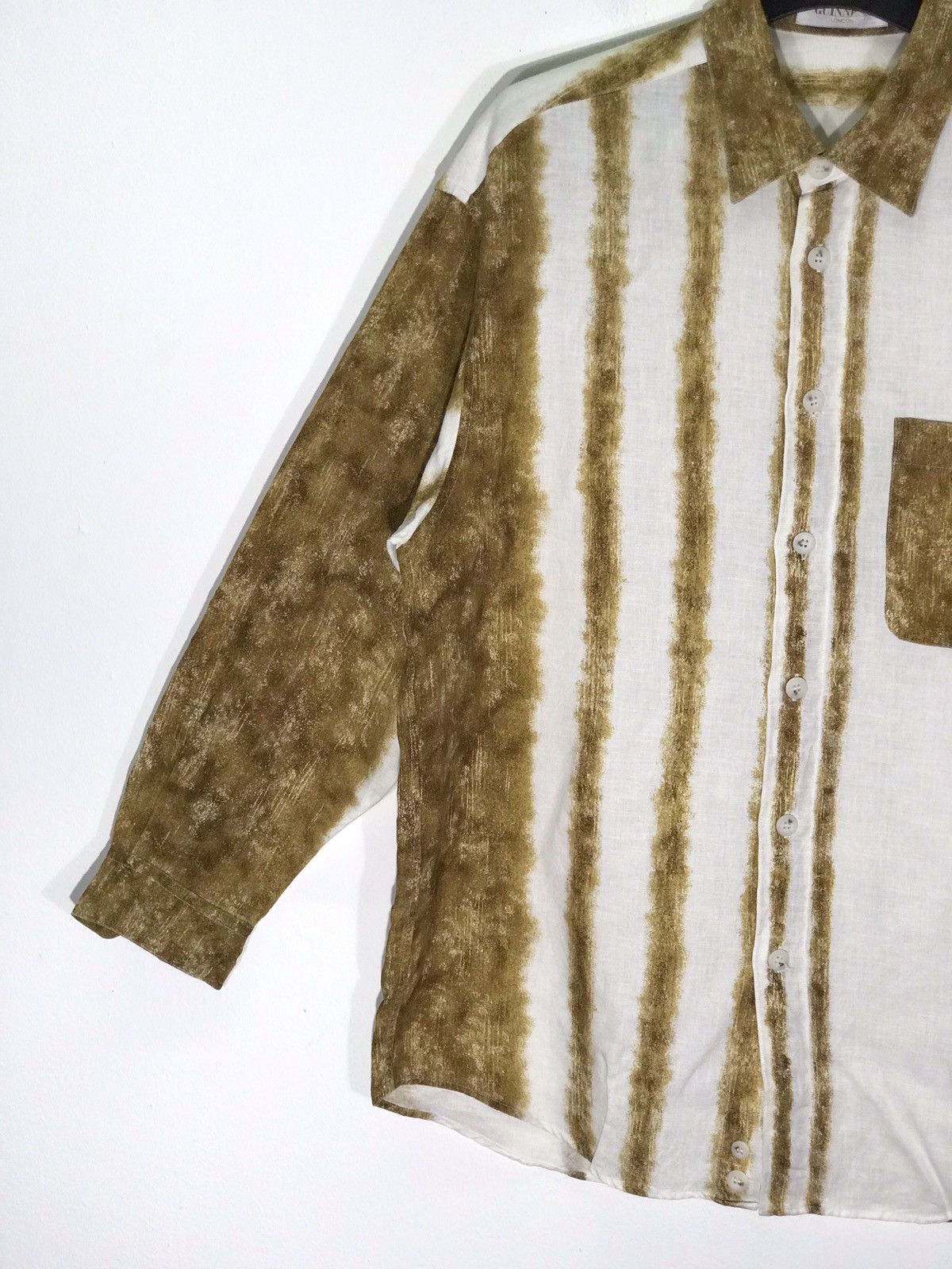 Japanese Brand Made In Japan Japanese Brand Guinness Art Design Shirt Size US M / EU 48-50 / 2 - 3 Thumbnail