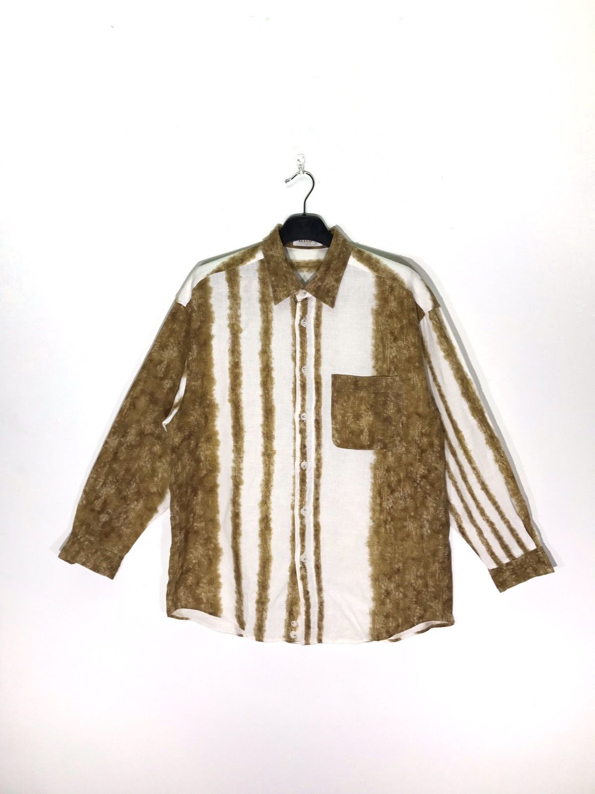 Japanese Brand Made In Japan Japanese Brand Guinness Art Design Shirt Size US M / EU 48-50 / 2 - 1 Thumbnail