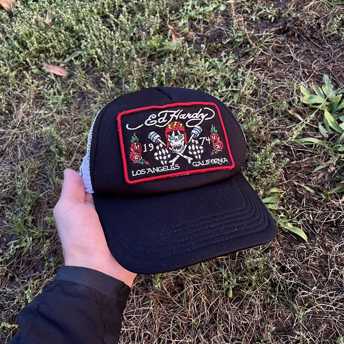 Vintage Vintage Y2K Ed Hardy Trucker Hat Streetwear Graphic Boxy OS Size ONE SIZE - 1 Thumbnail