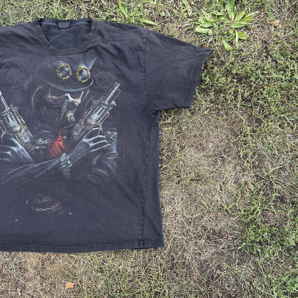 Vintage Vintage 2000s Graphic Tee Skull Devil Thrashed Grunge XL Size US XL / EU 56 / 4 - 2 Thumbnail