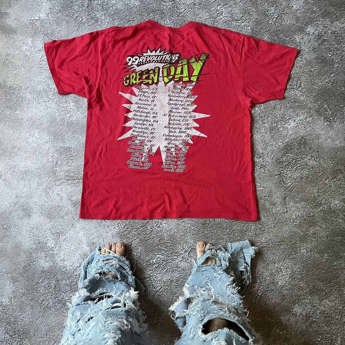 Vintage Vintage Y2K Green Day Graphic Tee Skulls Horror Punk Boxy XL Size US XL / EU 56 / 4 - 7 Thumbnail