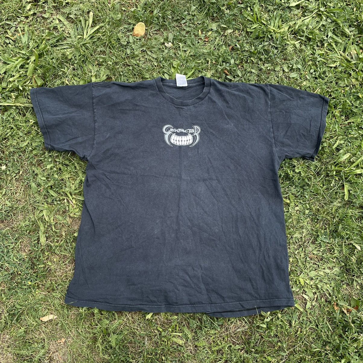Band Tees Vintage 90s Fat Bickers Skulls Face Tee Band Rock Streetwear Size US XXL / EU 58 / 5 - 5 Thumbnail