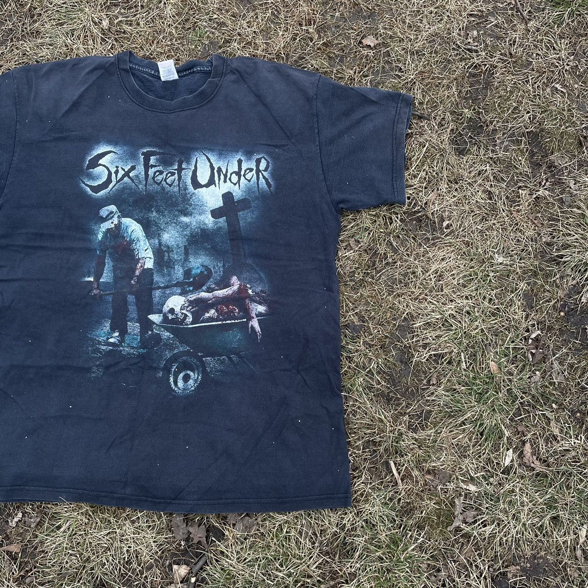 Vintage Vintage 90s Six Feet Under Graphic Tee Faded Black Indie L Size US L / EU 52-54 / 3 - 2 Thumbnail