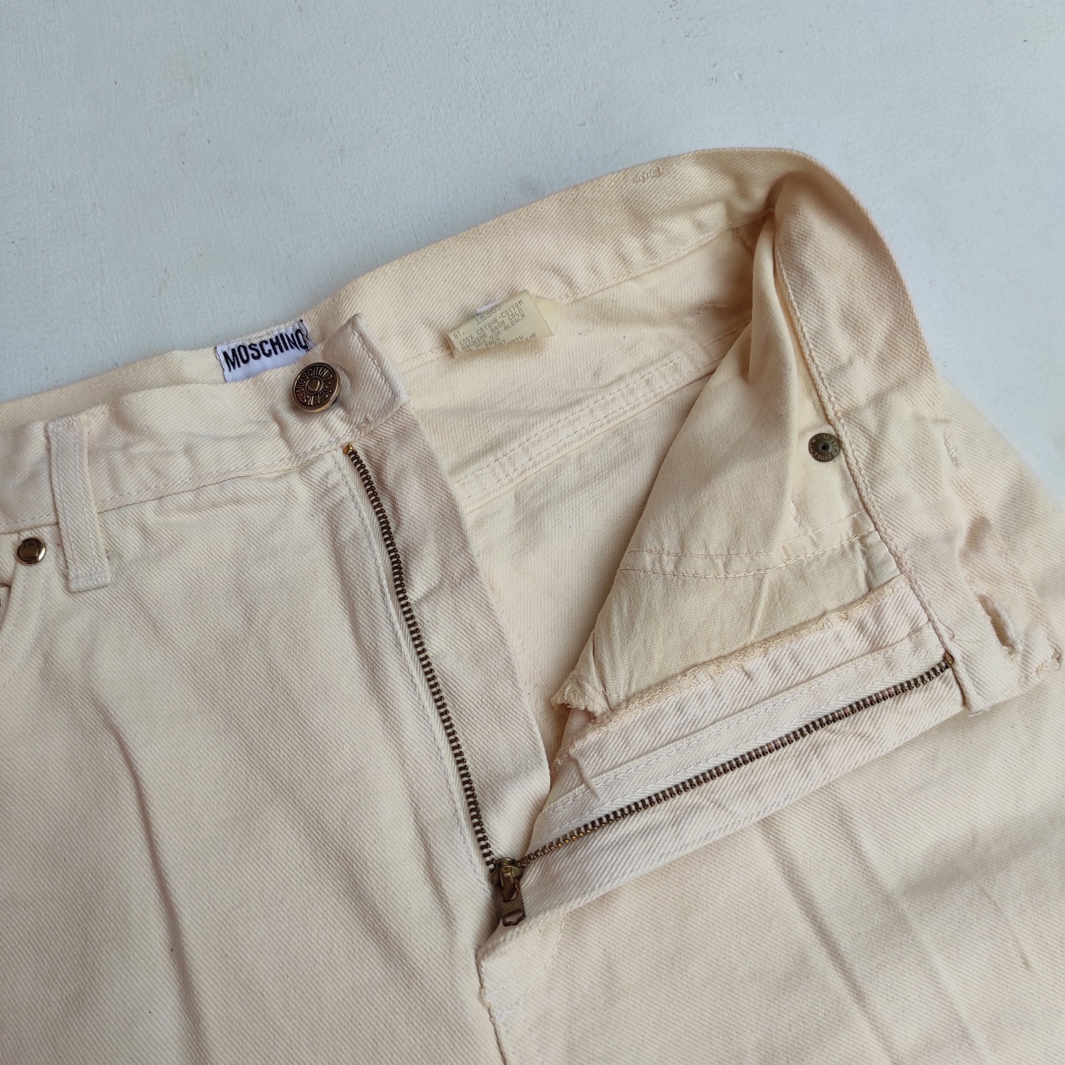 Moschino × Vintage Vintage Moschino love pocket denim jeans made in Italy Size 28" / US 6 / IT 42 - 15 Thumbnail