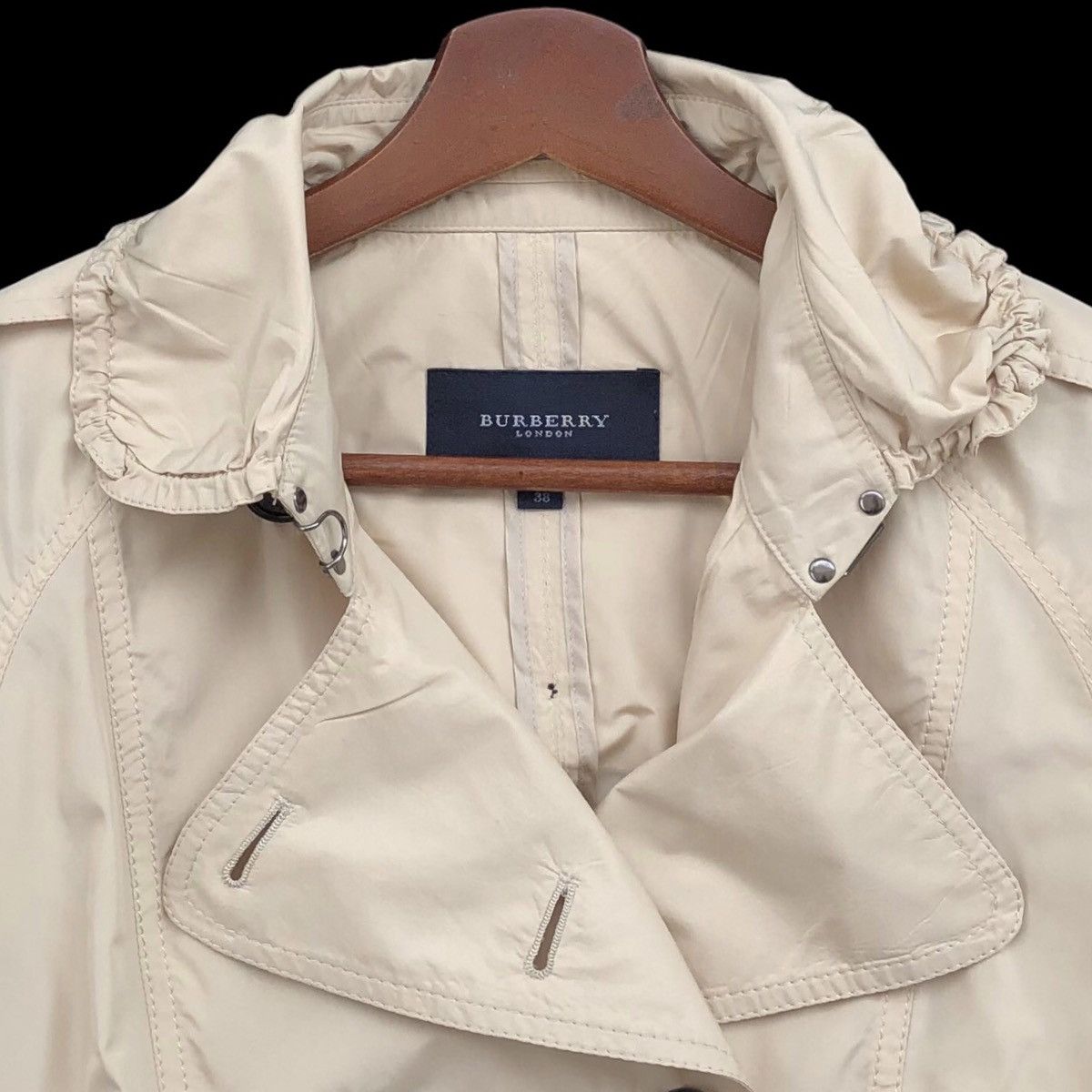 Burberry Burberry London Double Of Row Light Jacket Size S / US 4 / IT 40 - 2 Thumbnail