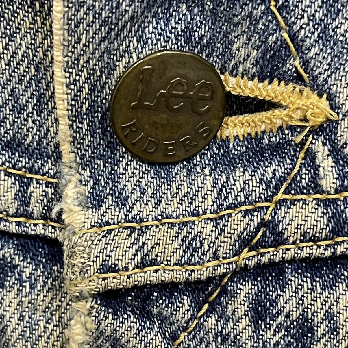Lee × Vintage Rare Vtg 80s LEE Riders Distressed Denim Trucker Jacket Size US L / EU 52-54 / 3 - 13 Thumbnail