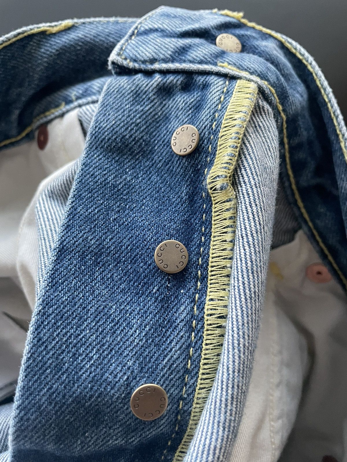 Gucci Rare 2K Super Runway Sold Out Skinny Denim Jeans w Brooches Size US 31 - 16 Thumbnail