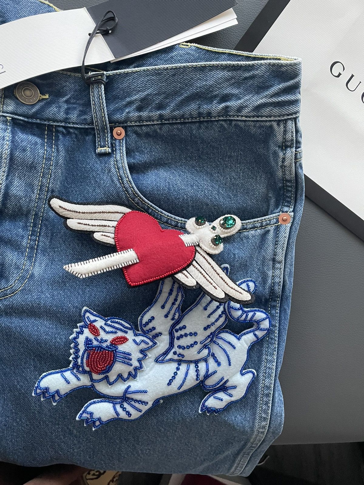 Gucci Rare 2K Super Runway Sold Out Skinny Denim Jeans w Brooches Size US 31 - 22 Thumbnail