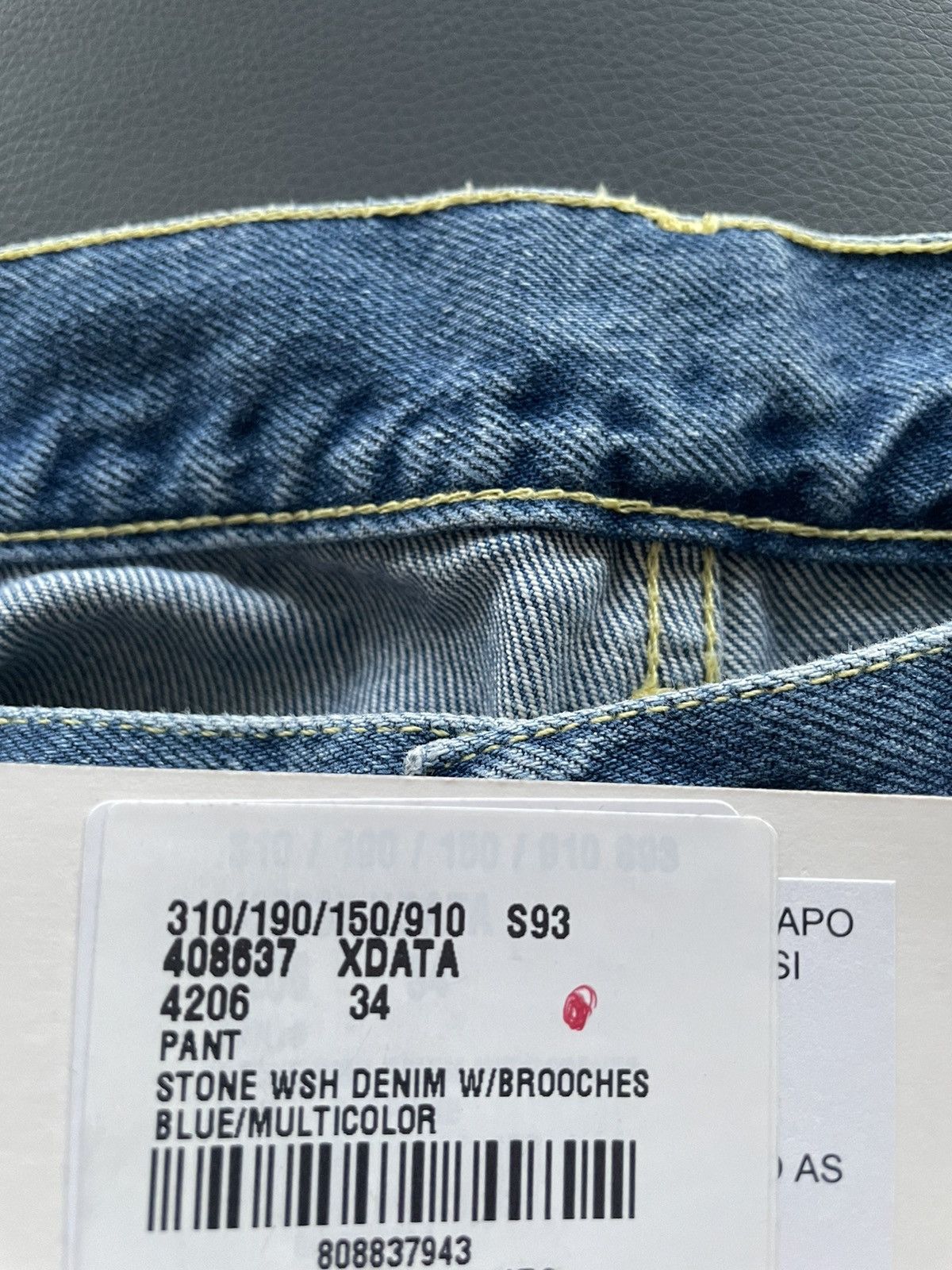 Gucci Rare 2K Super Runway Sold Out Skinny Denim Jeans w Brooches Size US 31 - 18 Thumbnail