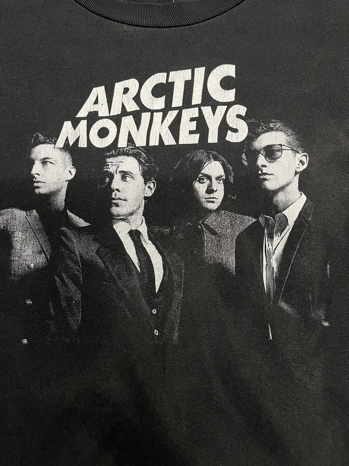 Band Tees × Vintage Vintage Y2K Arctic Monkeys Sun Faded Promo Tee Size US M / EU 48-50 / 2 - 2 Thumbnail