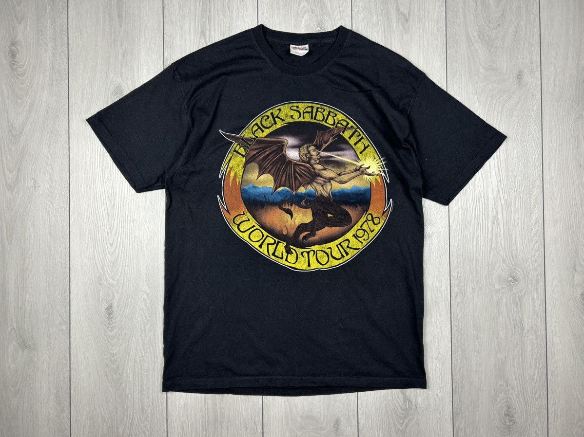 Vintage Black Sabbath Men’s Black T shirt size L Size US L / EU 52-54 / 3 - 2 Thumbnail