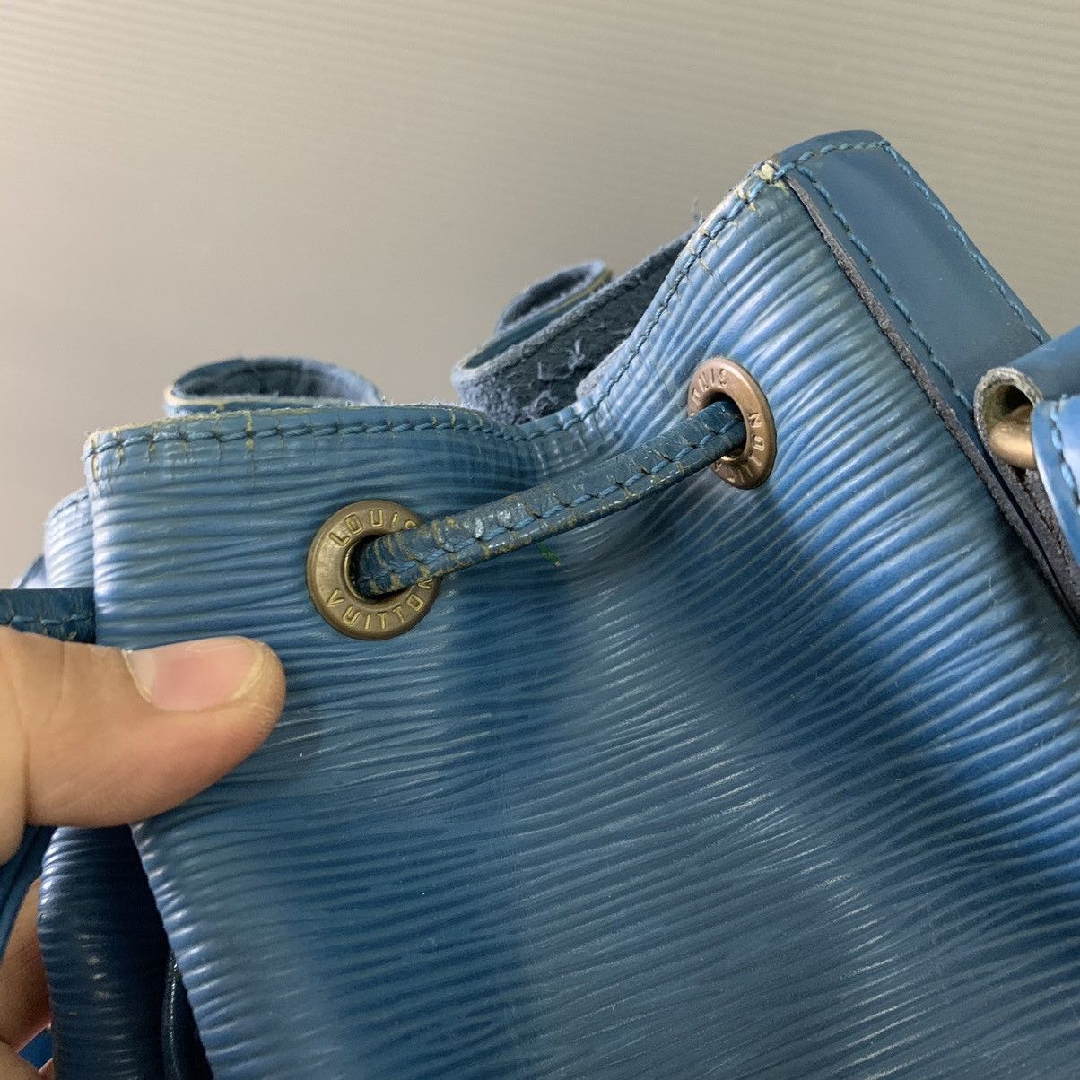 Louis Vuitton Louis Vuitton Epi Leather Large Noe Size ONE SIZE - 19 Thumbnail