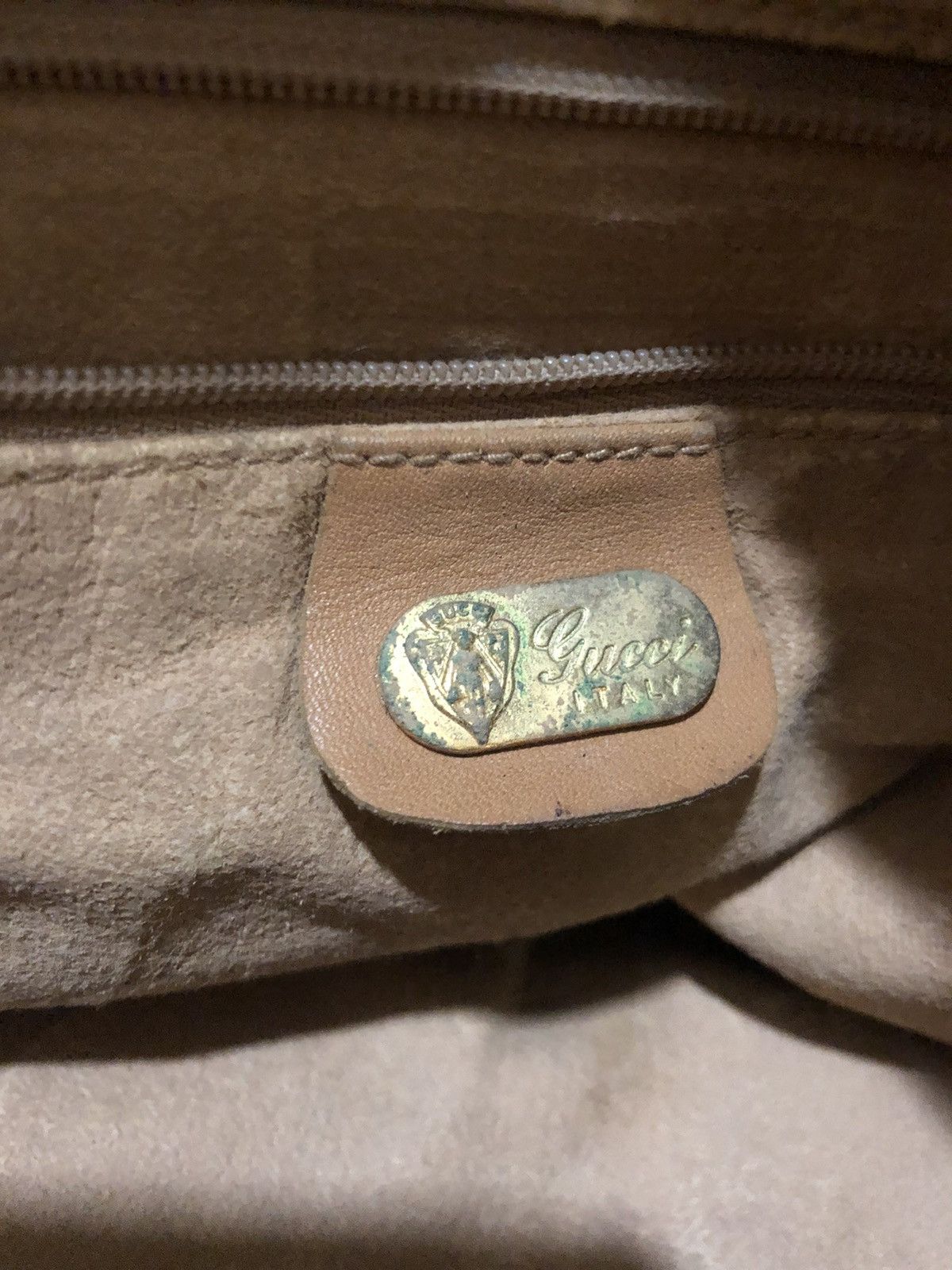 Gucci Authentic Vintage Gucci GG Shoulder bag 30.01.2315 Size ONE SIZE - 6 Thumbnail