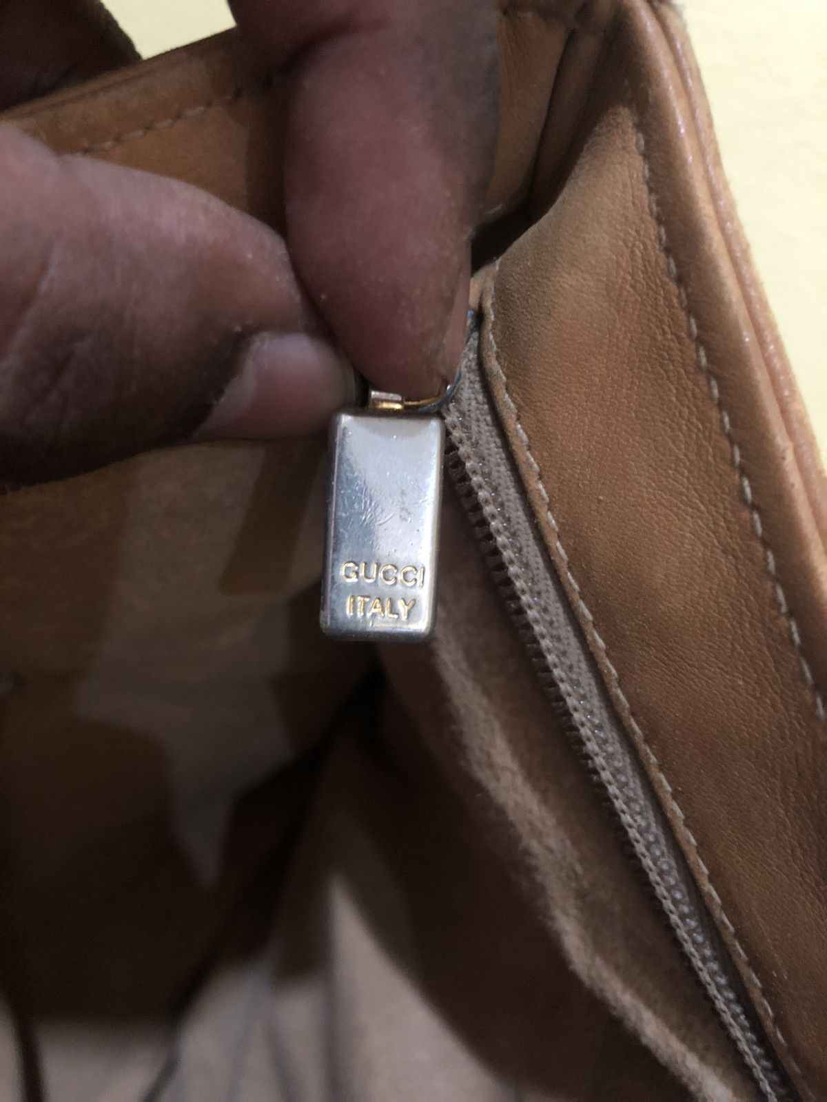 Gucci Authentic Vintage Gucci GG Shoulder bag 30.01.2315 Size ONE SIZE - 7 Thumbnail