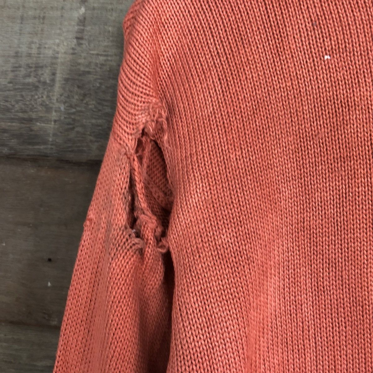 Uniqlo D Uniqlo vintage distressed streetwear Sweatshirt #c1195 Size US M / EU 48-50 / 2 - 11 Thumbnail