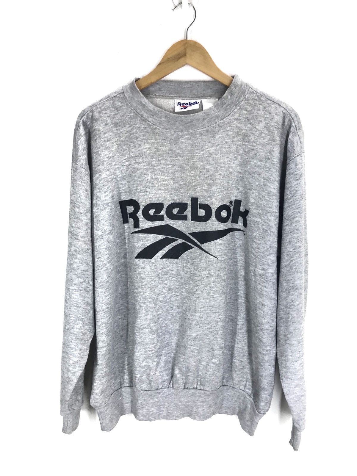 Reebok Vintage REEBOK Spell Out Big logo Sweatshirt Size US L / EU 52-54 / 3 - 1 Thumbnail