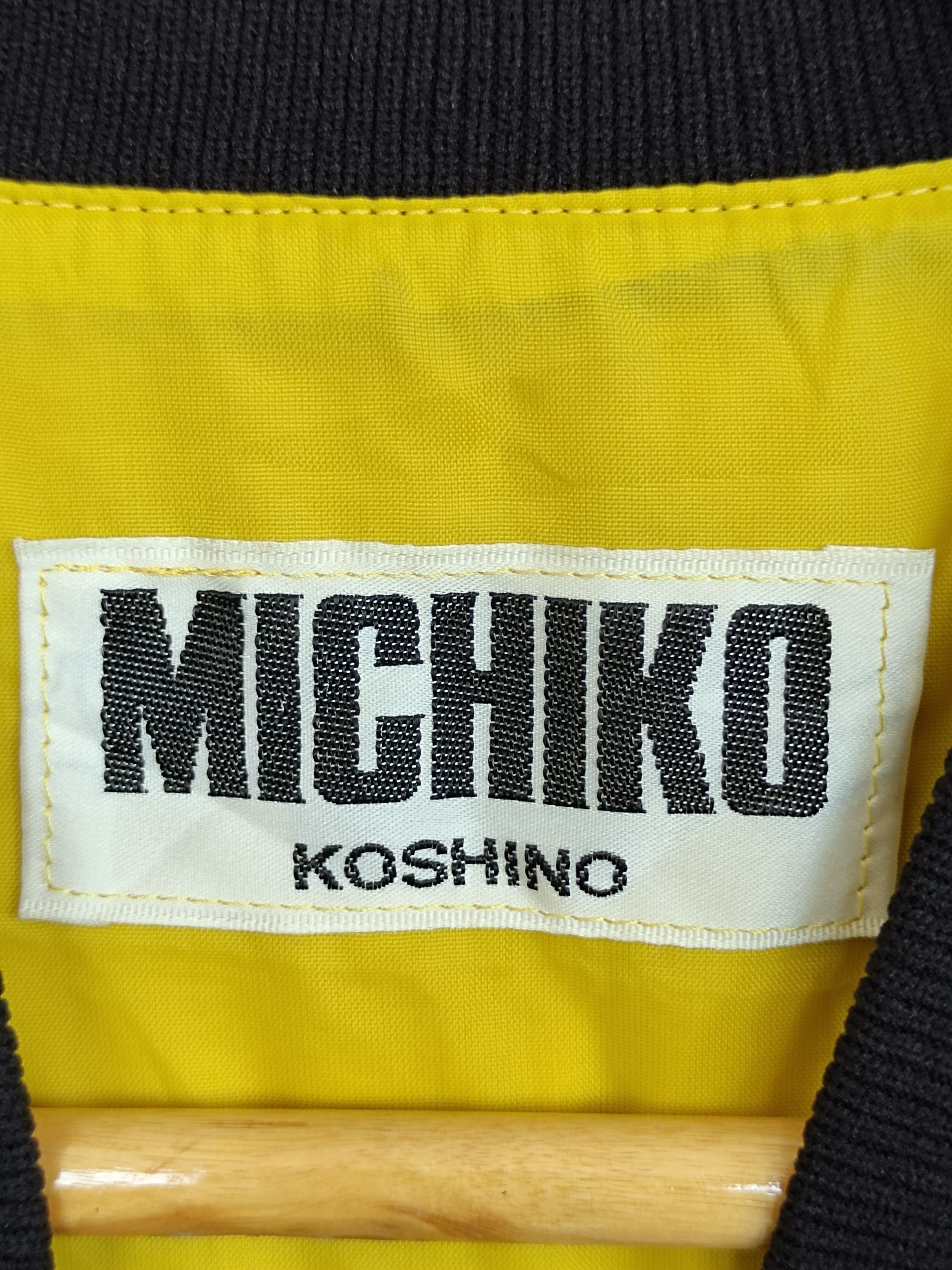 Michiko Koshino London Vintage MICHIKO KOSHINO London Windbreaker Light Jacket Size US L / EU 52-54 / 3 - 11 Thumbnail