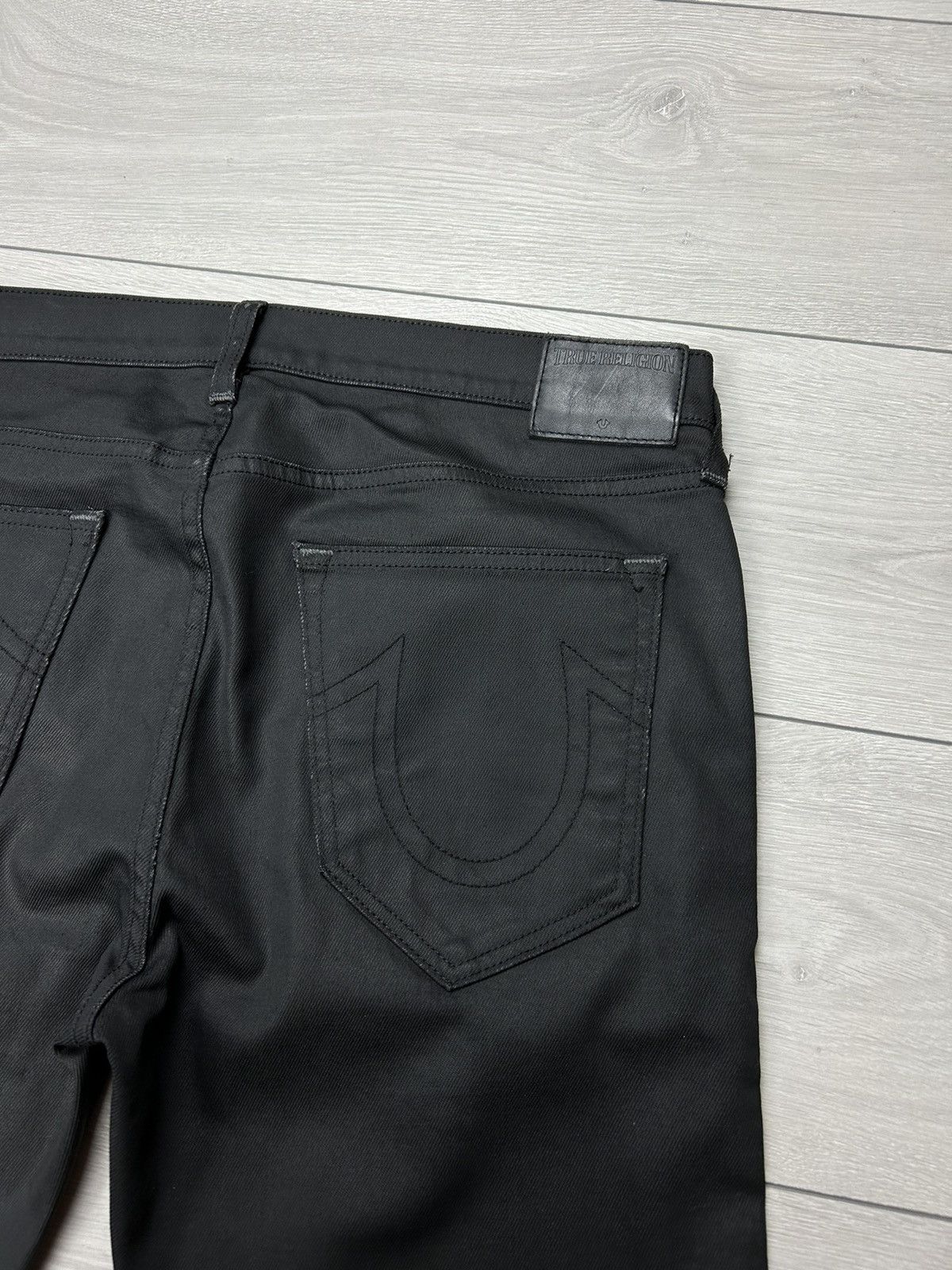 True Religion True Religion Denim Jeans Black size 36 USA Size US 36 / EU 52 - 2 Thumbnail