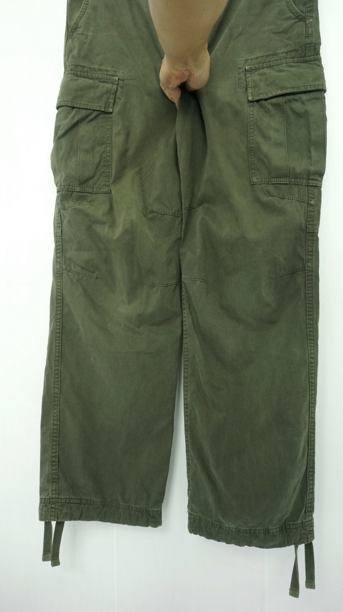 Japanese Brand × Uniqlo Uniqlo Army Worn Out Faded Tactical Cargo Pants Size US 32 / EU 48 - 9 Thumbnail