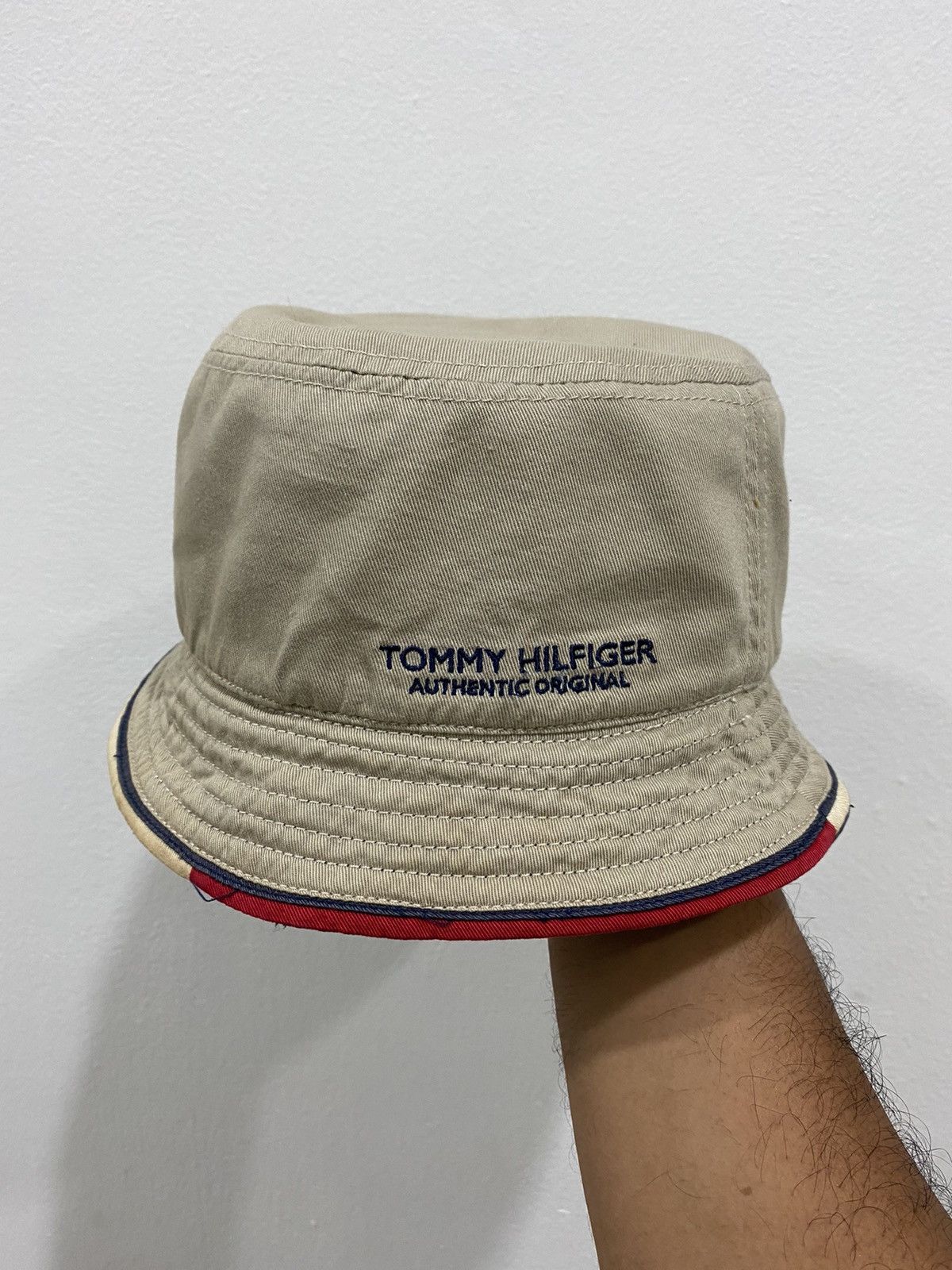 Tommy Hilfiger 🔥Vintage🔥 Tommy Hilfiger Authentic Logo Bucket Hat Size ONE SIZE - 2 Thumbnail
