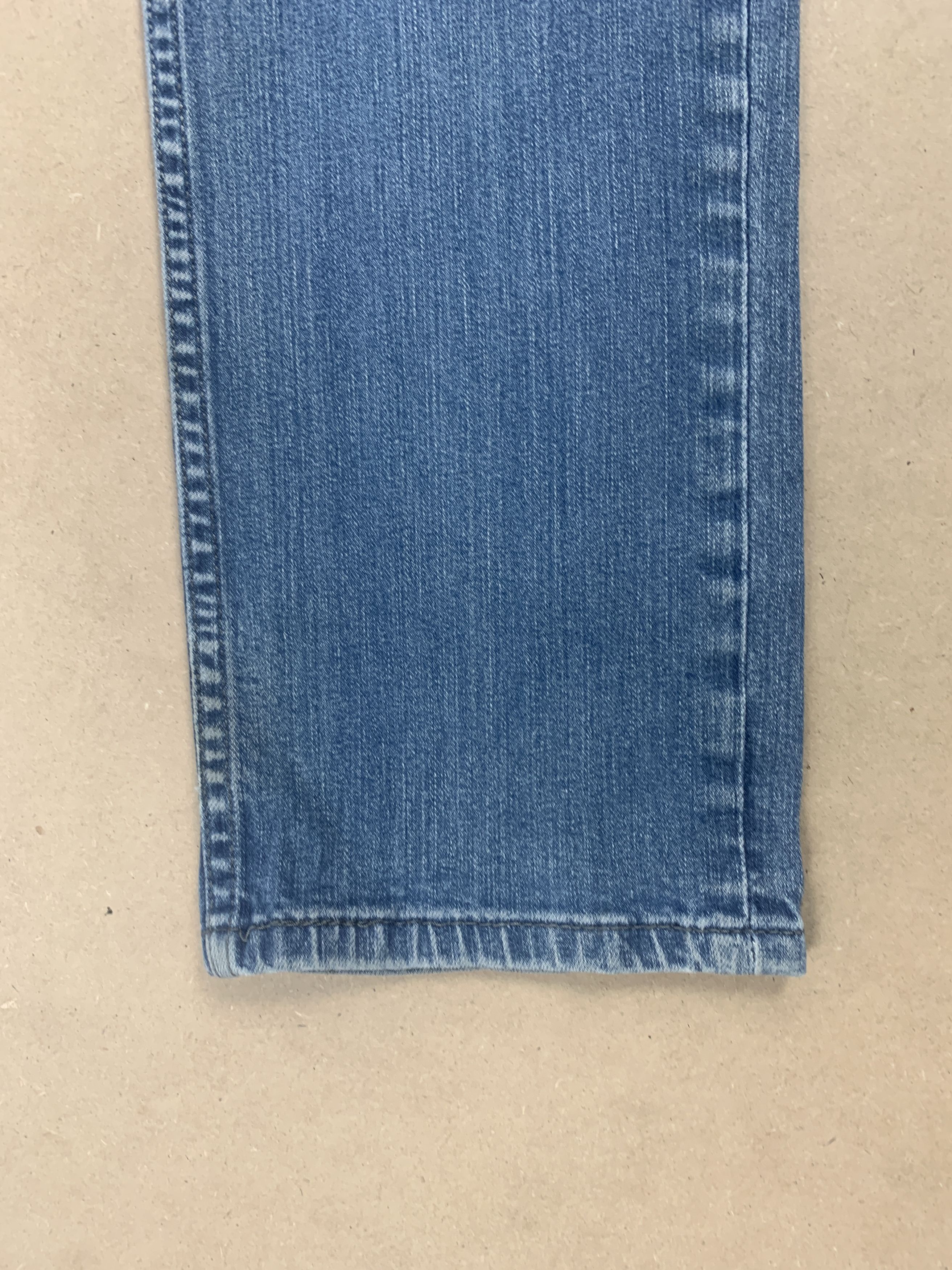 Levi's × Vintage Vintage Levis 511 Straight Cut Faded Mid Wash Jeans Size US 32 / EU 48 - 3 Thumbnail