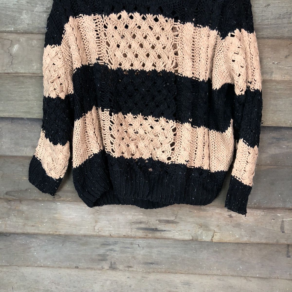 Aran Isles Knitwear × Japanese Brand × OVER THE STRiPES Vience Exchance meshnet Stripe crochet Knitwear #6805 Size S / US 4 / IT 40 - 3 Thumbnail