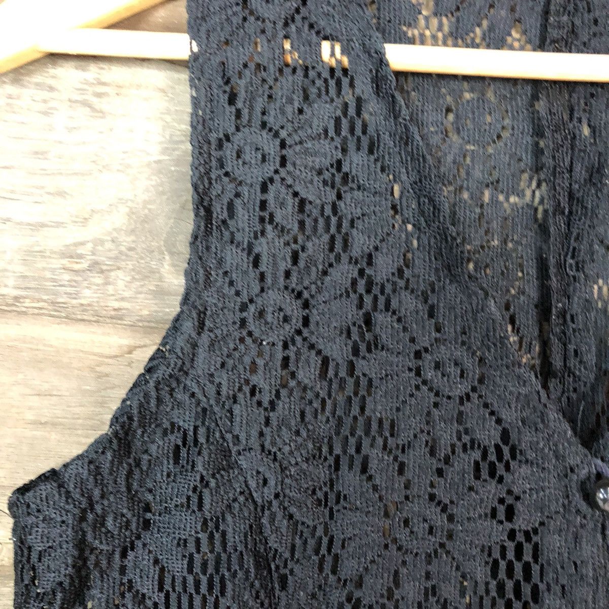 Vintage Fiesta Black sleeveless vest crochet knitwear #6811 Size S / US 4 / IT 40 - 4 Thumbnail