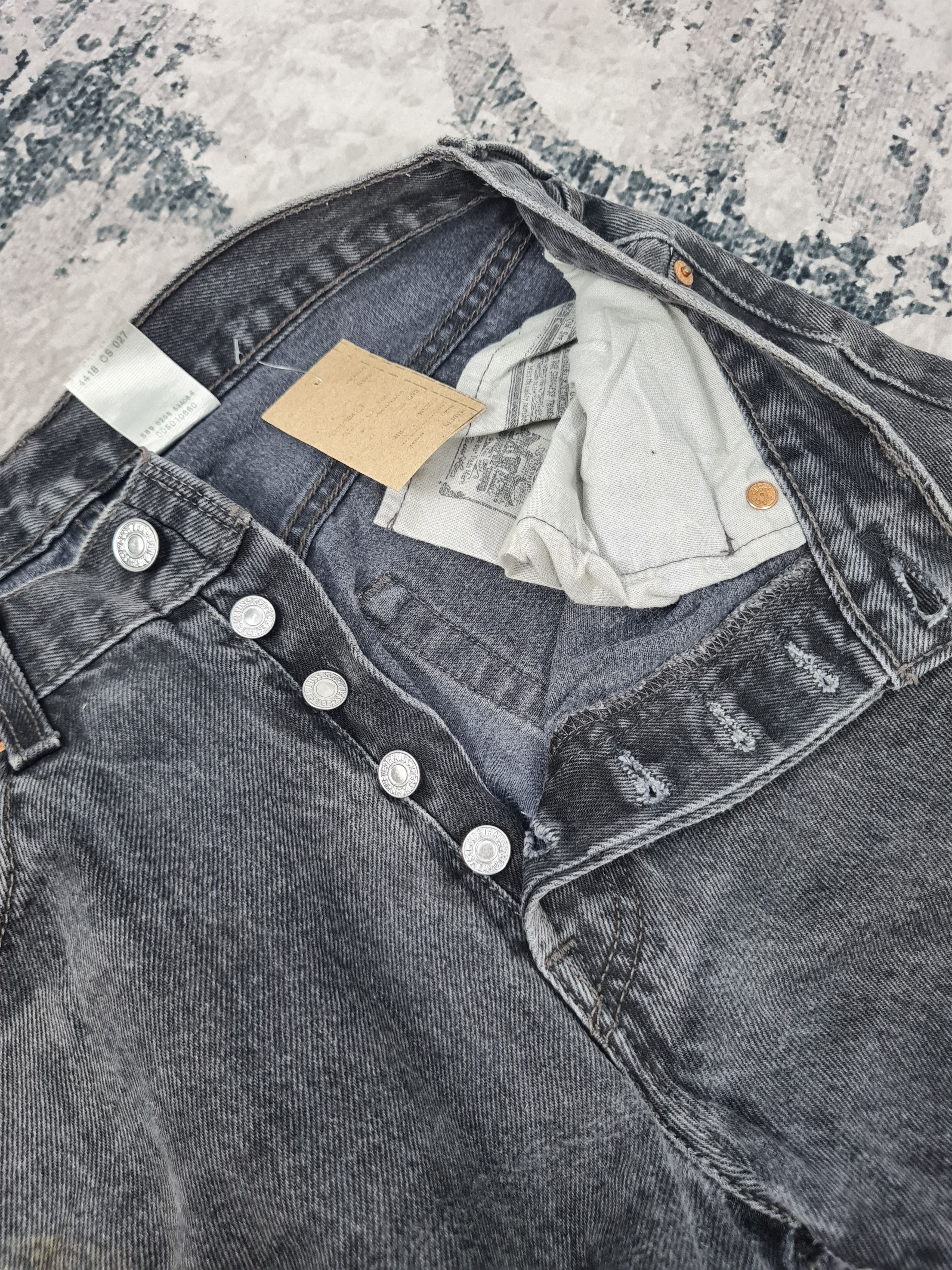 Levi's Vtg LEVIS 501 Super Black Faded Jeans L0298 Size 31x31.5 Size US 31 - 11 Thumbnail