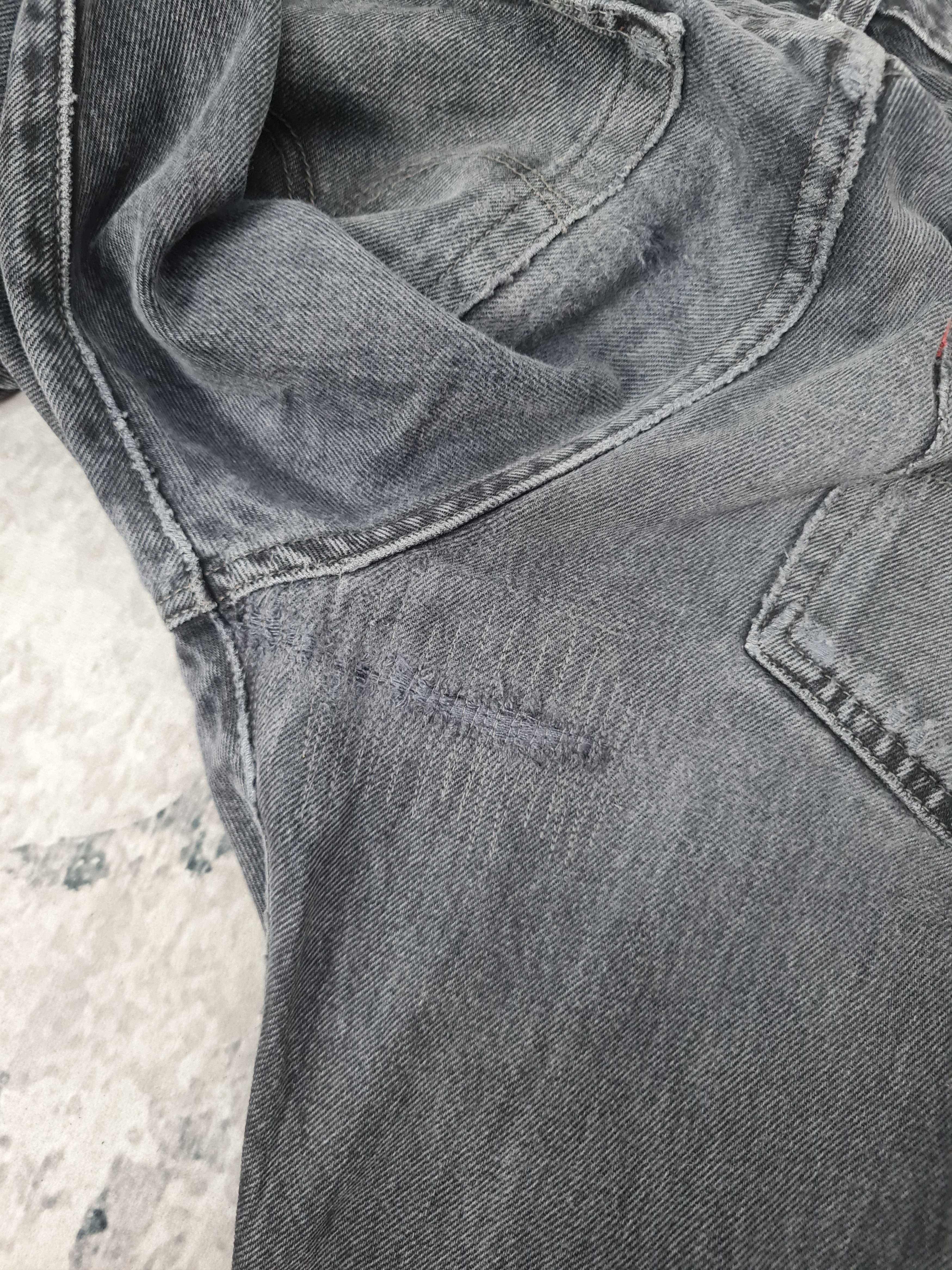 Levi's Vtg LEVIS 501 Super Black Faded Jeans L0298 Size 31x31.5 Size US 31 - 10 Thumbnail