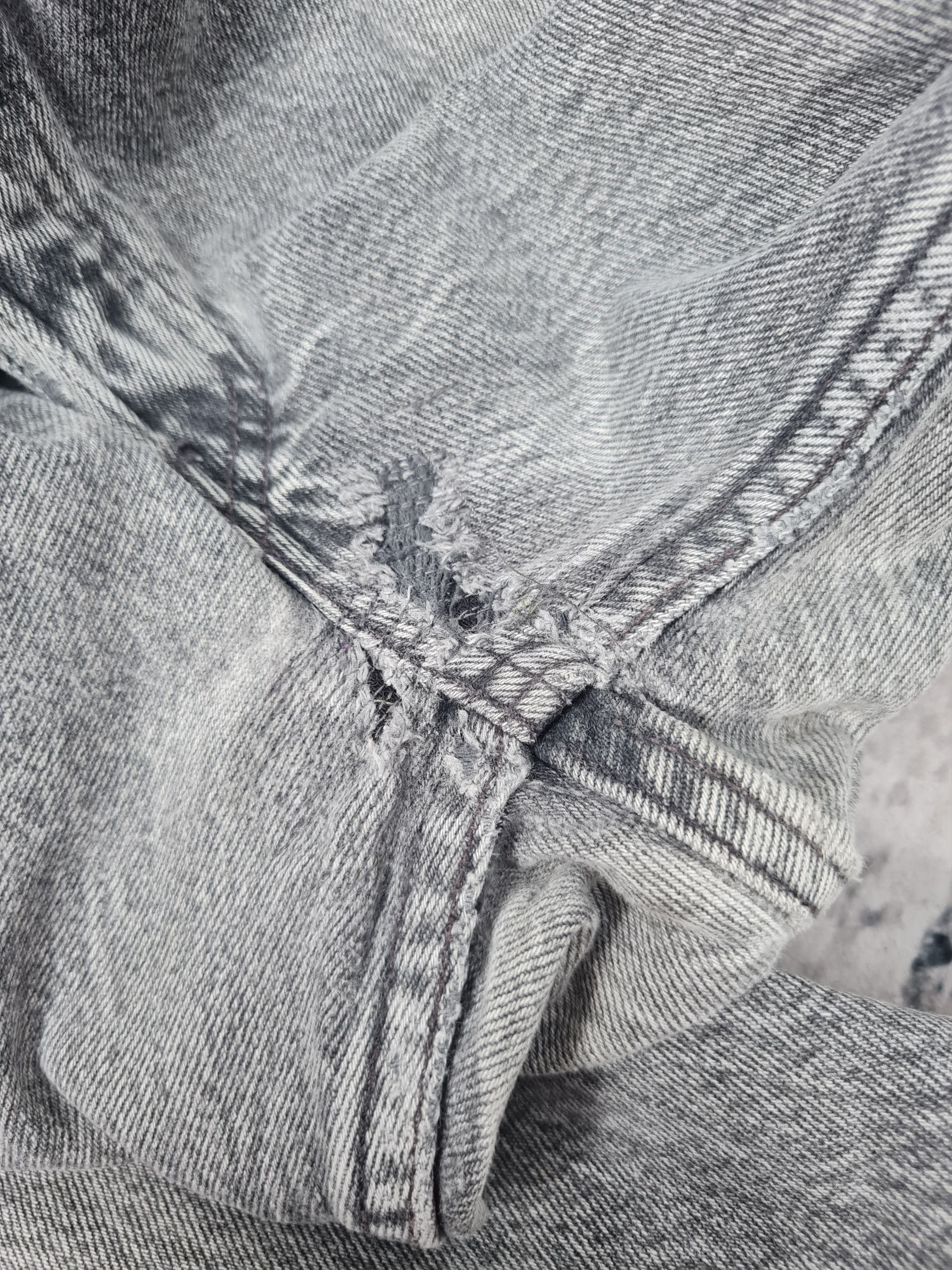 Levi's Vintage Clothing Vtg LEVIS 501 Faded Stonewash Ripped Jeans L0300 Size 34x33 Size US 34 / EU 50 - 9 Thumbnail