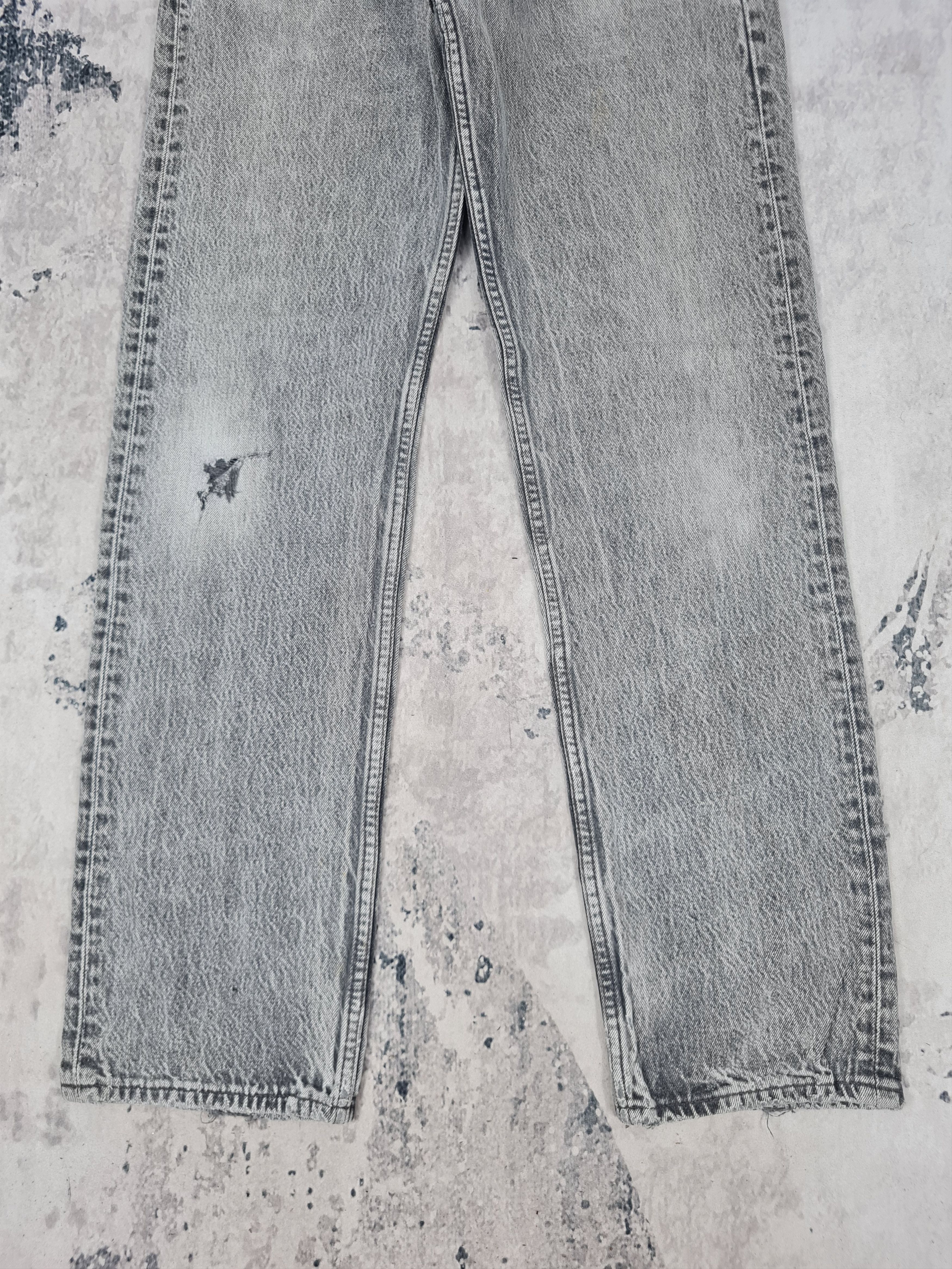 Levi's Vintage Clothing Vtg LEVIS 501 Faded Stonewash Ripped Jeans L0300 Size 34x33 Size US 34 / EU 50 - 3 Thumbnail