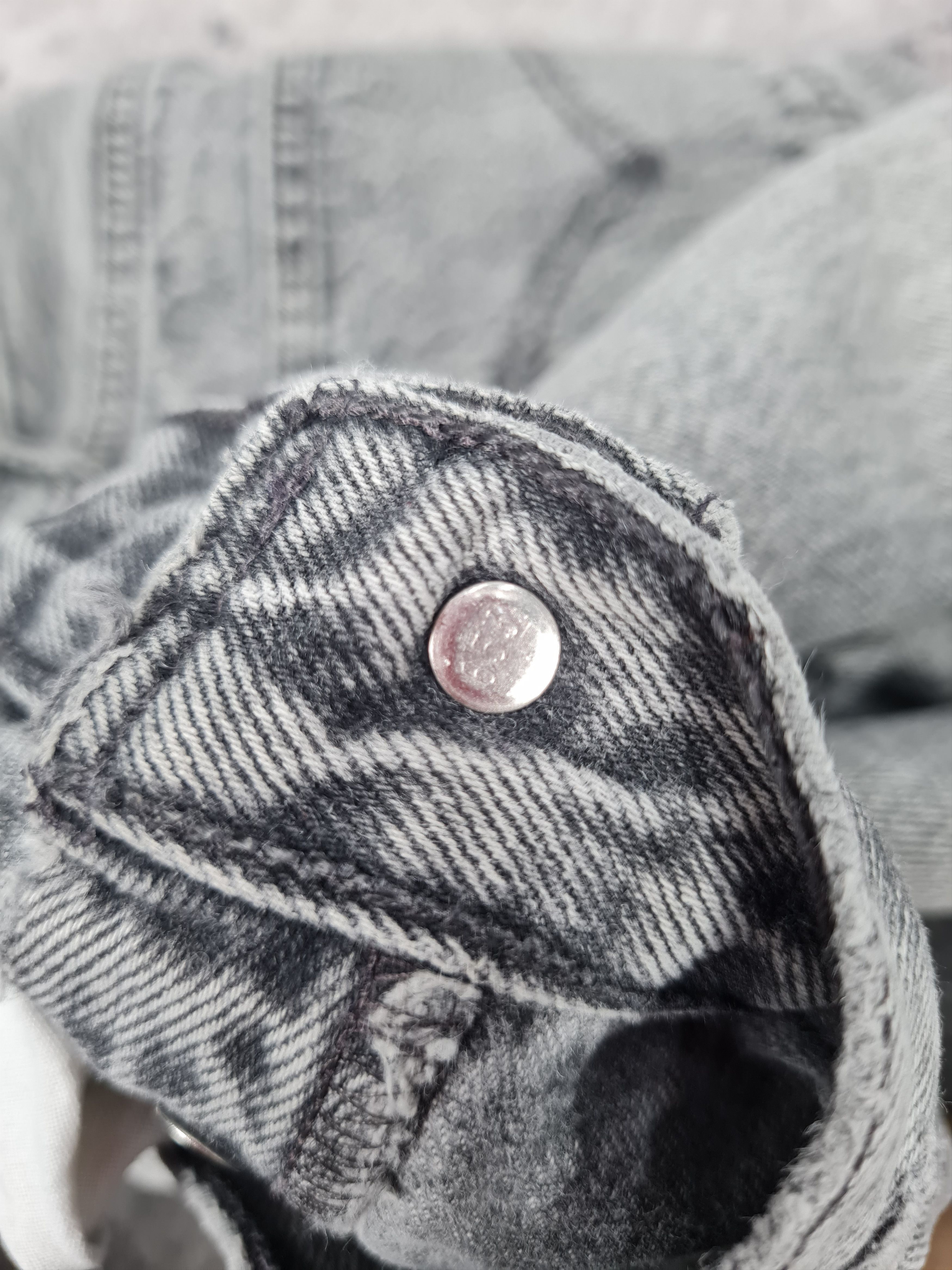Levi's Vintage Clothing Vtg LEVIS 501 Faded Stonewash Ripped Jeans L0300 Size 34x33 Size US 34 / EU 50 - 11 Thumbnail