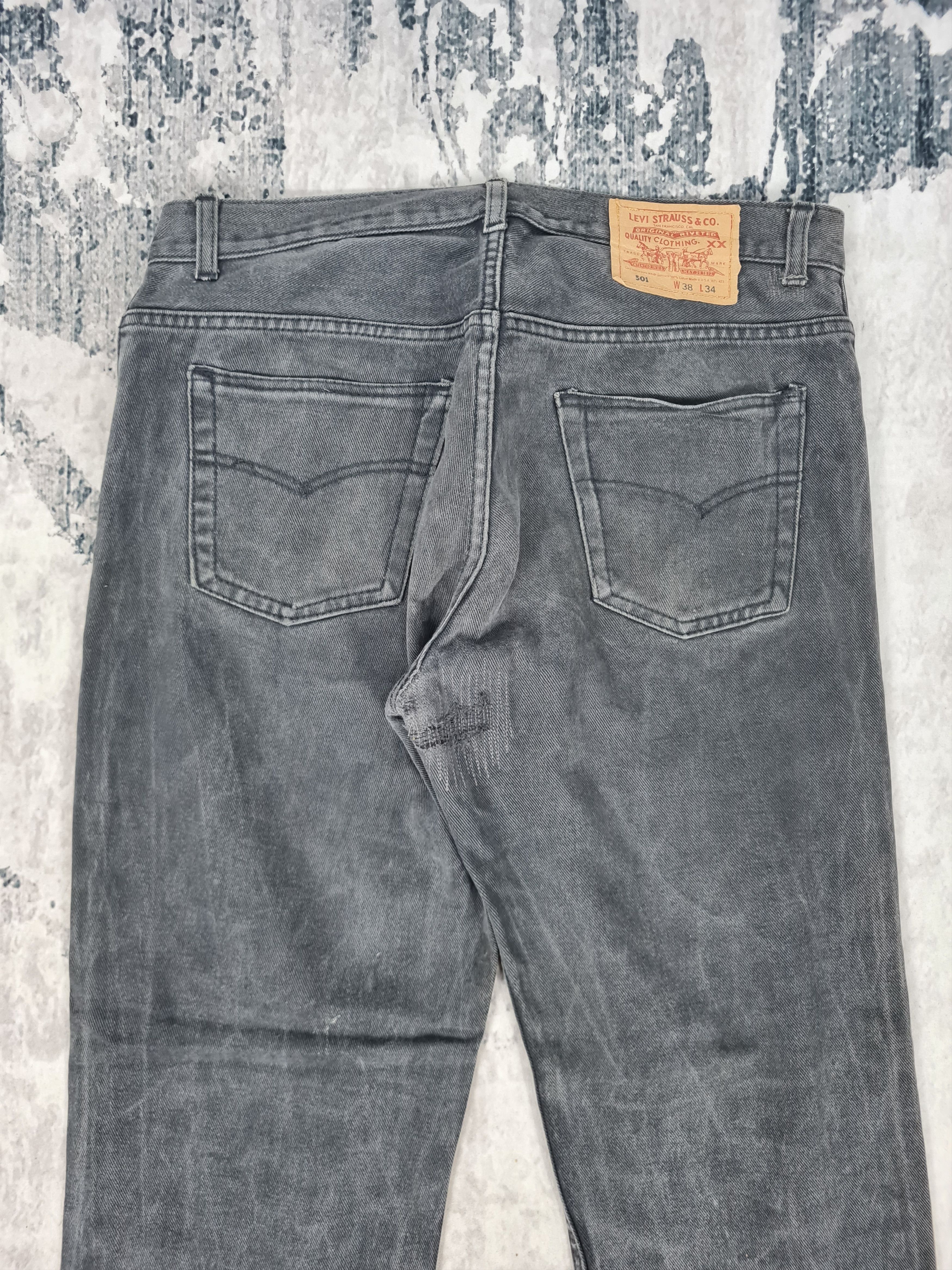 Levi's Vtg LEVIS 501 Faded Made In USA Jeans L0303 Size 34x30.5 Size US 34 / EU 50 - 7 Thumbnail