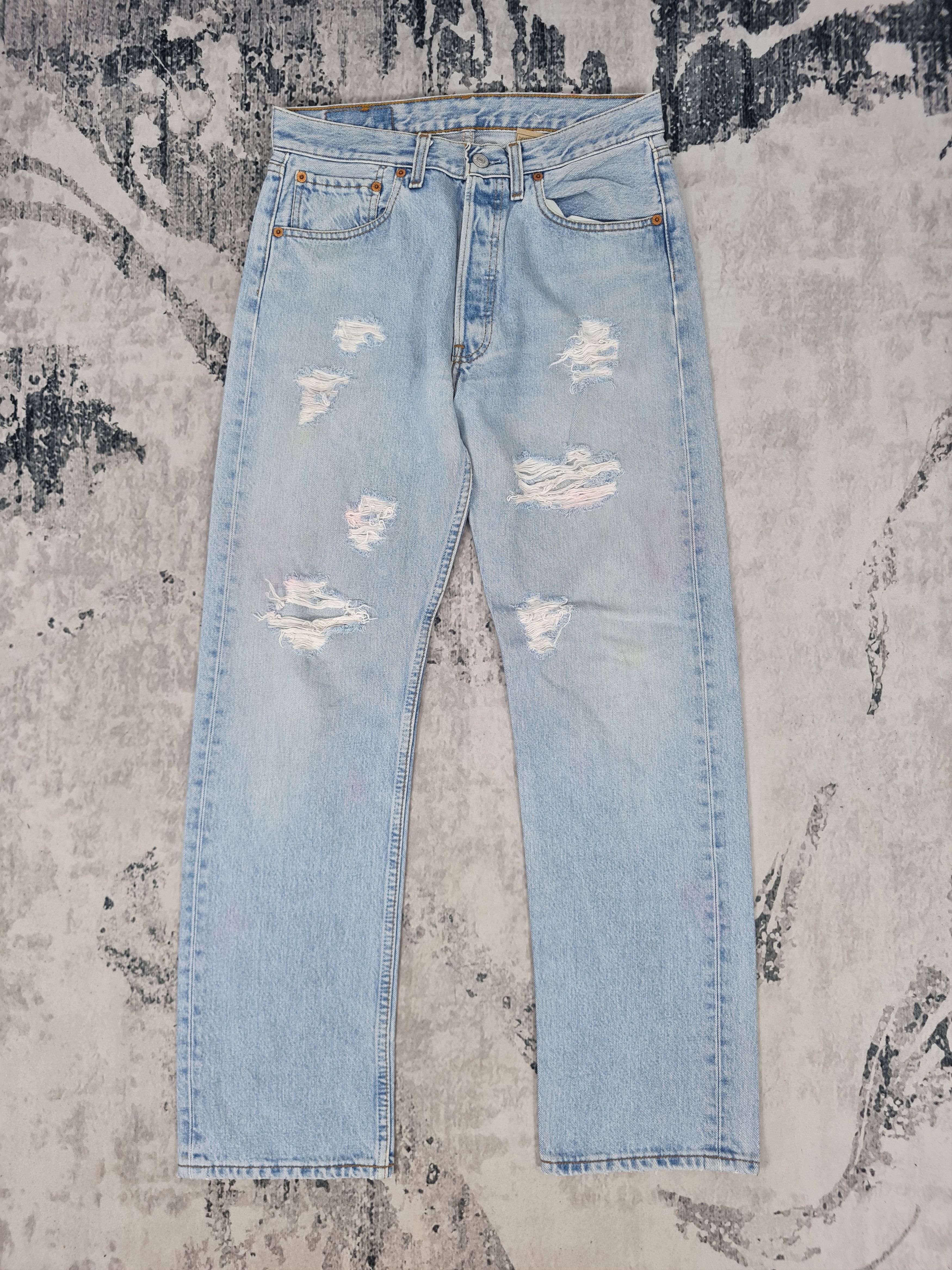 Levi's Vtg 90's LEVIS 501 Faded Distressed Jeans L0307 Size 30x30 Size US 30 / EU 46 - 1 Thumbnail
