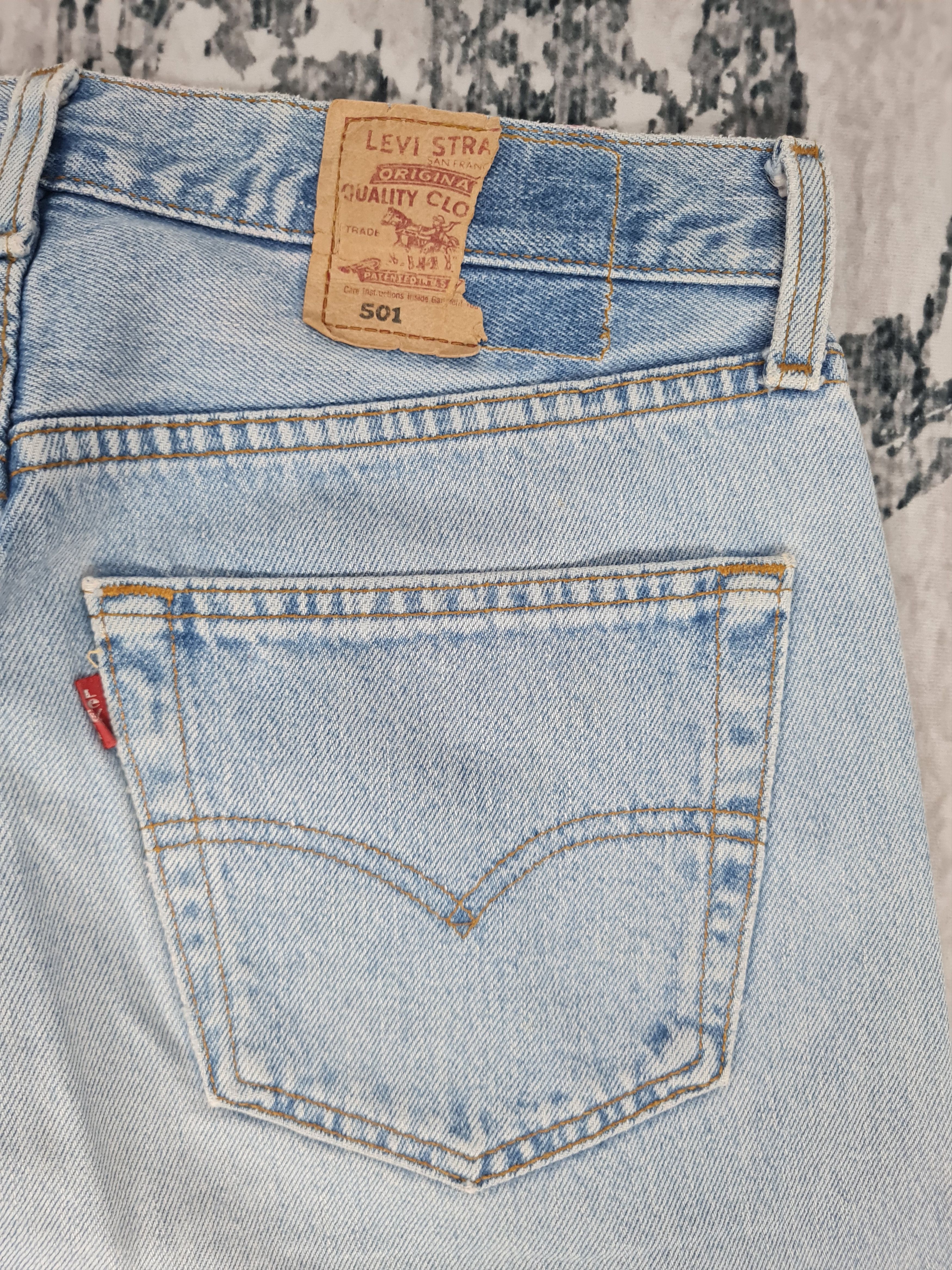 Levi's Vtg 90's LEVIS 501 Faded Distressed Jeans L0307 Size 30x30 Size US 30 / EU 46 - 10 Thumbnail