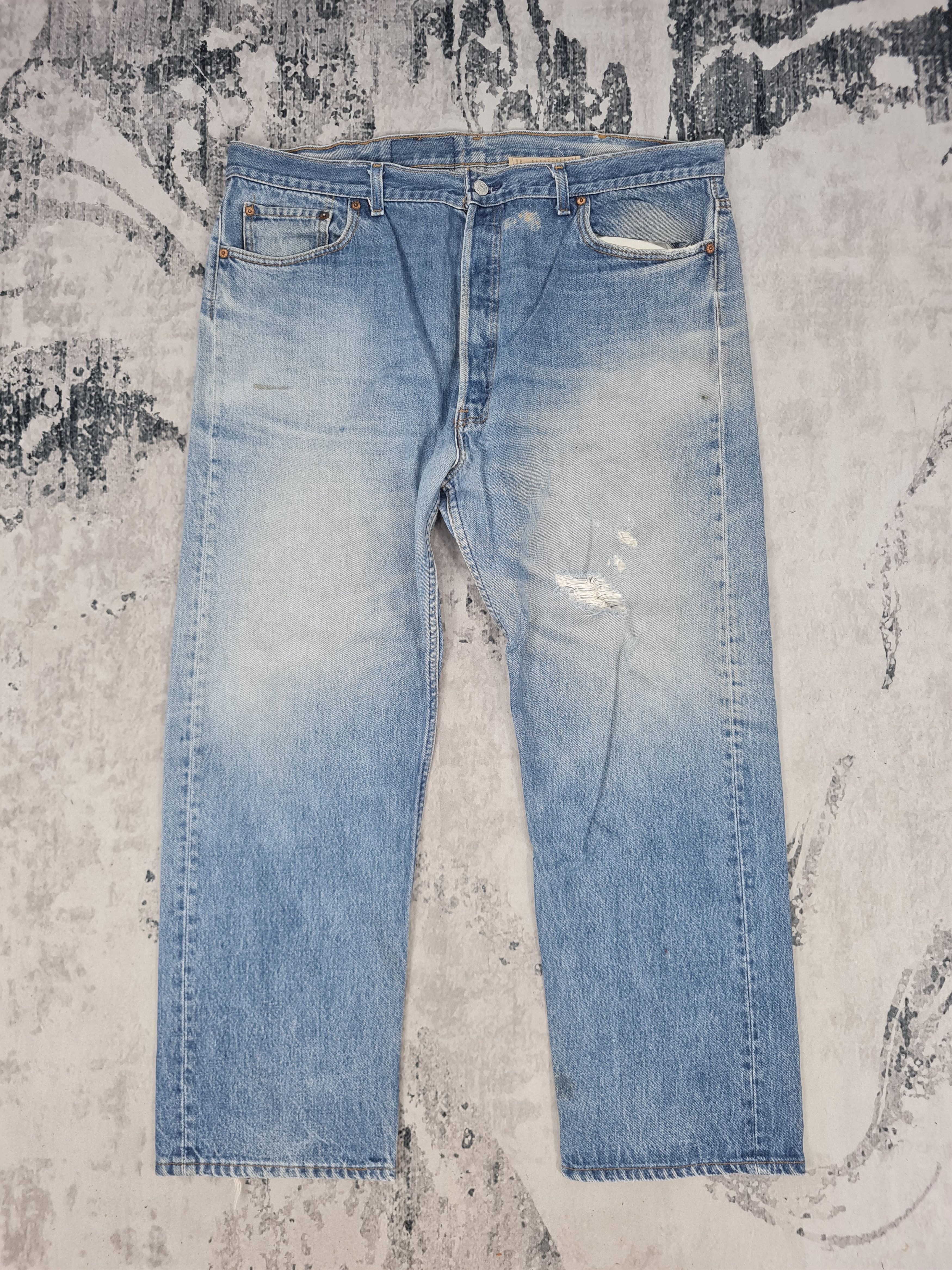 Image of Levis Vintage Clothing x Made In USA VTG 80's Levis 501 Xx Faded Distressed Jeans L0306 41X28.5 in 