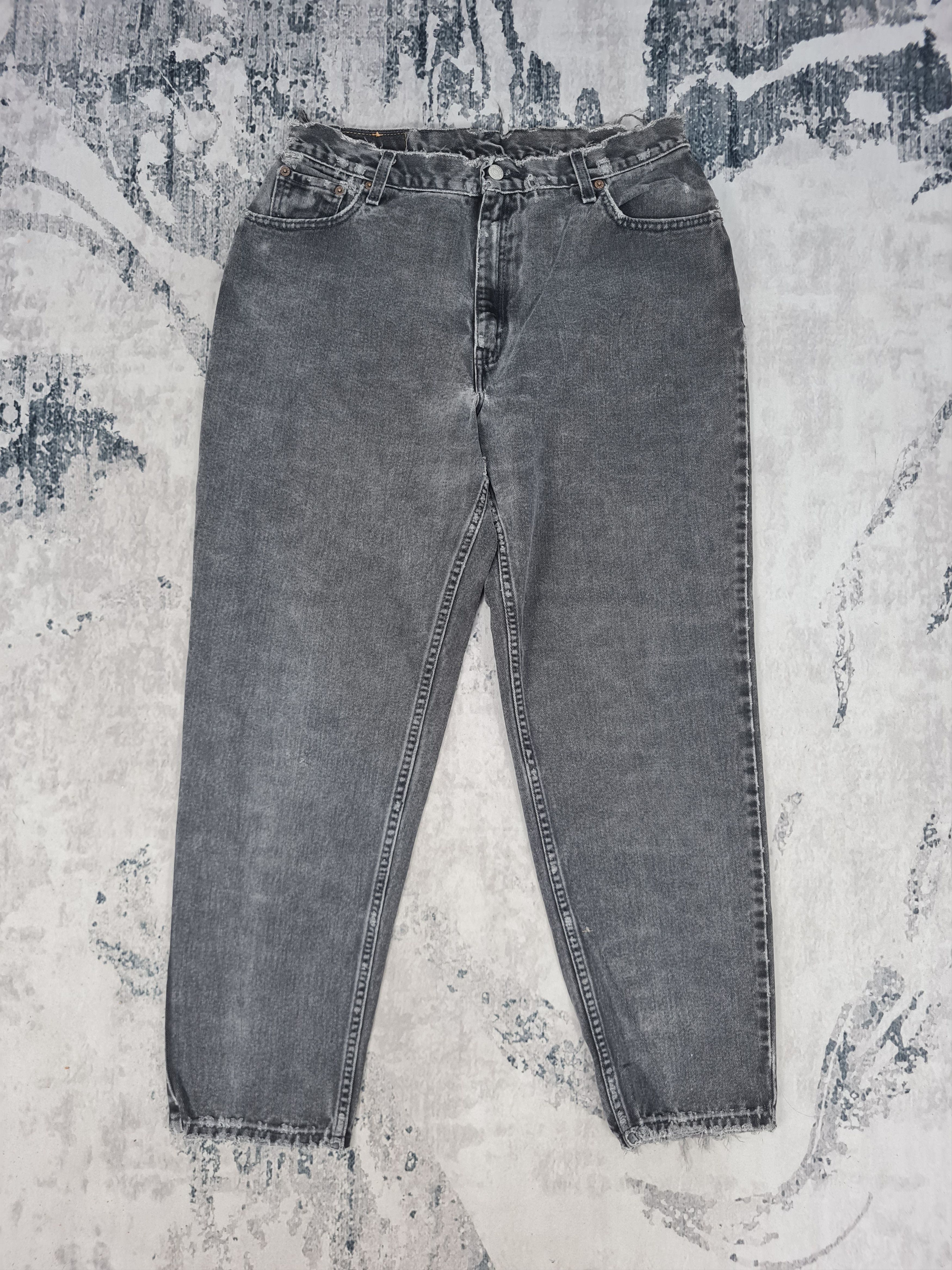Levi's Vintage Clothing Vtg LEVIS 550 Faded Ripped Distressed Jeans L0310 Size 33x29 Size US 33 - 1 Thumbnail