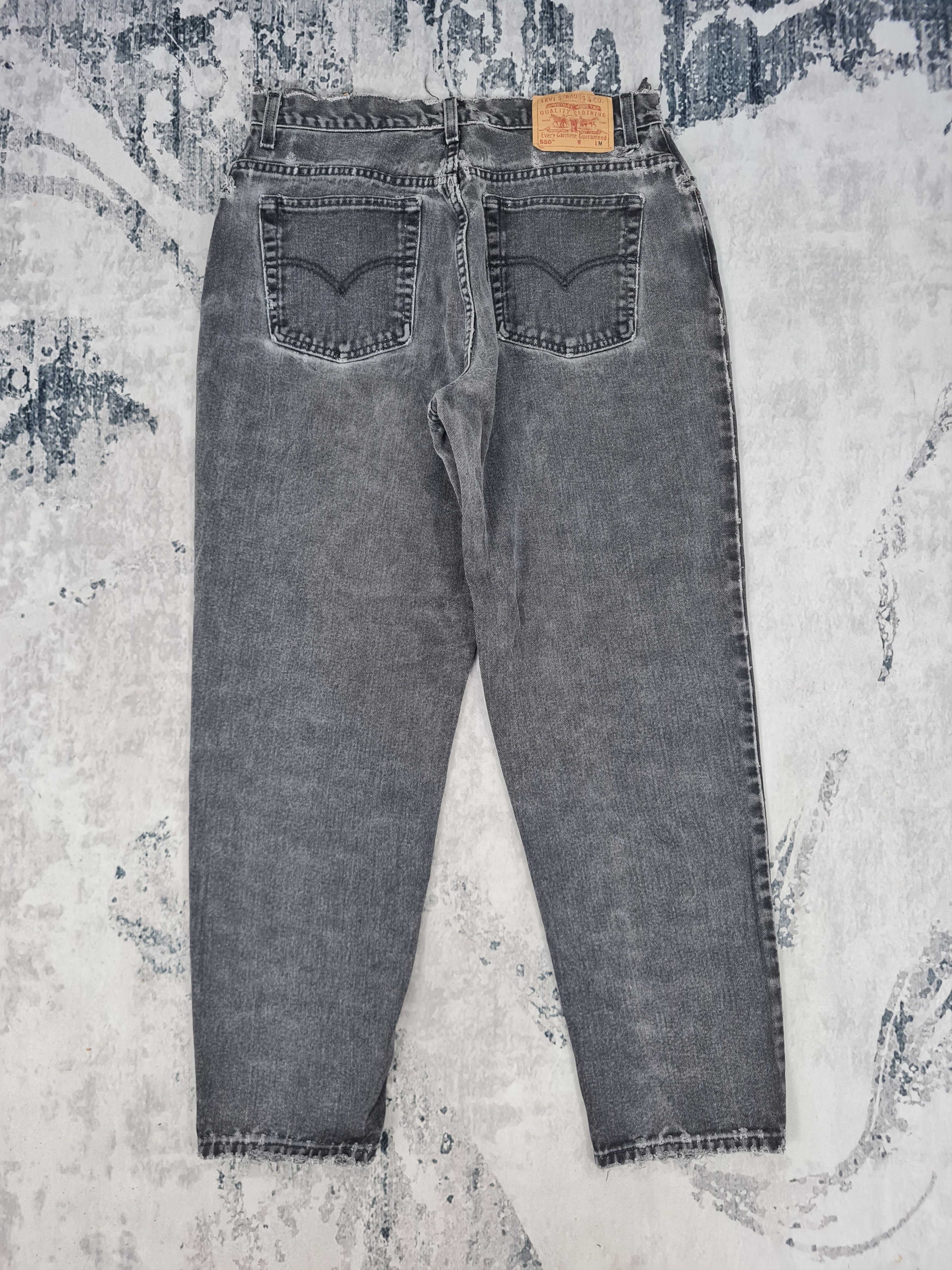 Levi's Vintage Clothing Vtg LEVIS 550 Faded Ripped Distressed Jeans L0310 Size 33x29 Size US 33 - 2 Thumbnail