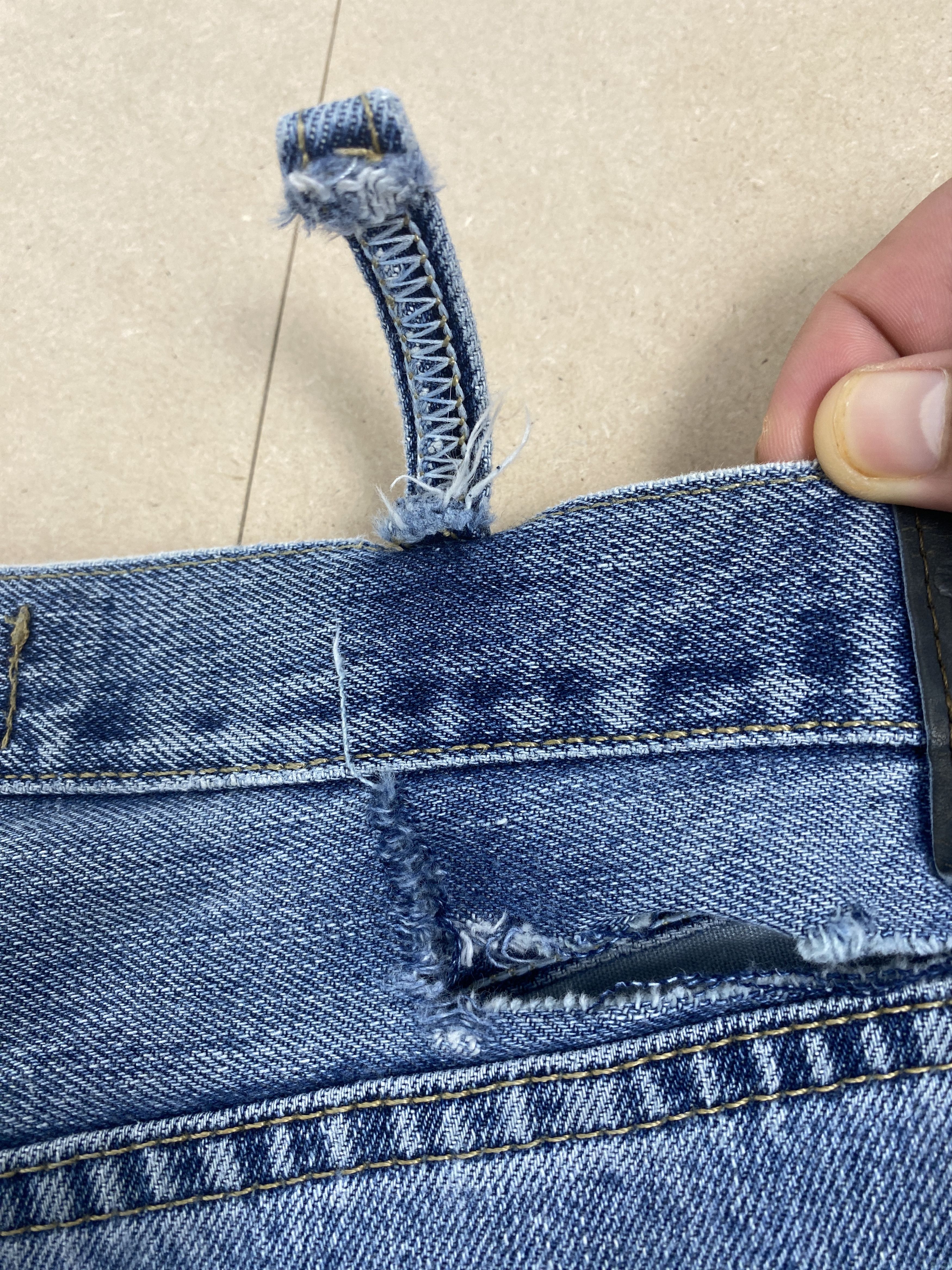 Lee Vintage Lee Straight Cut Distressed Mid Wash Jeans Size US 41 - 9 Thumbnail