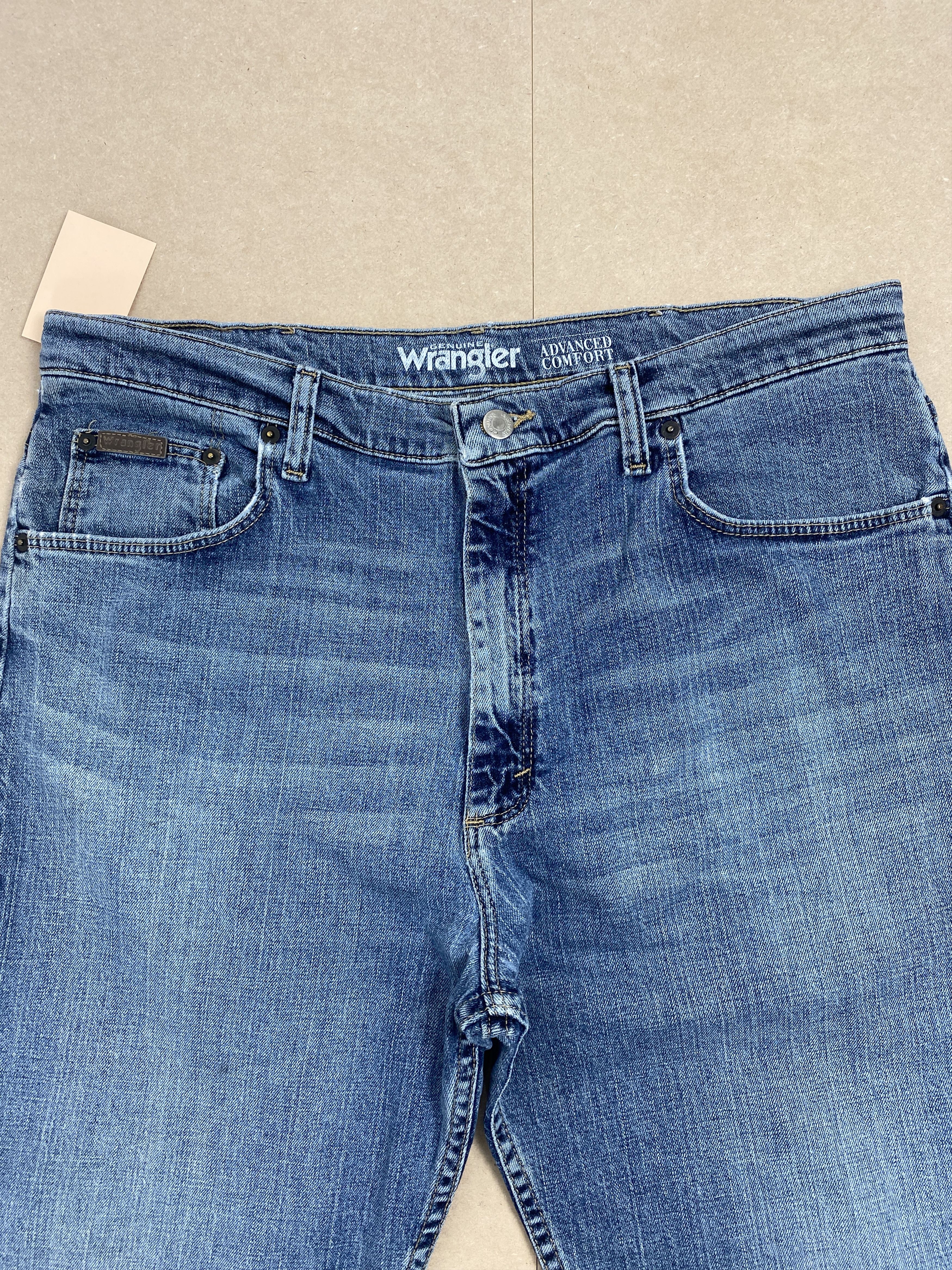 Vintage Vintage Wrangler Slim Fit Faded Blue Jeans Size US 36 / EU 52 - 2 Thumbnail