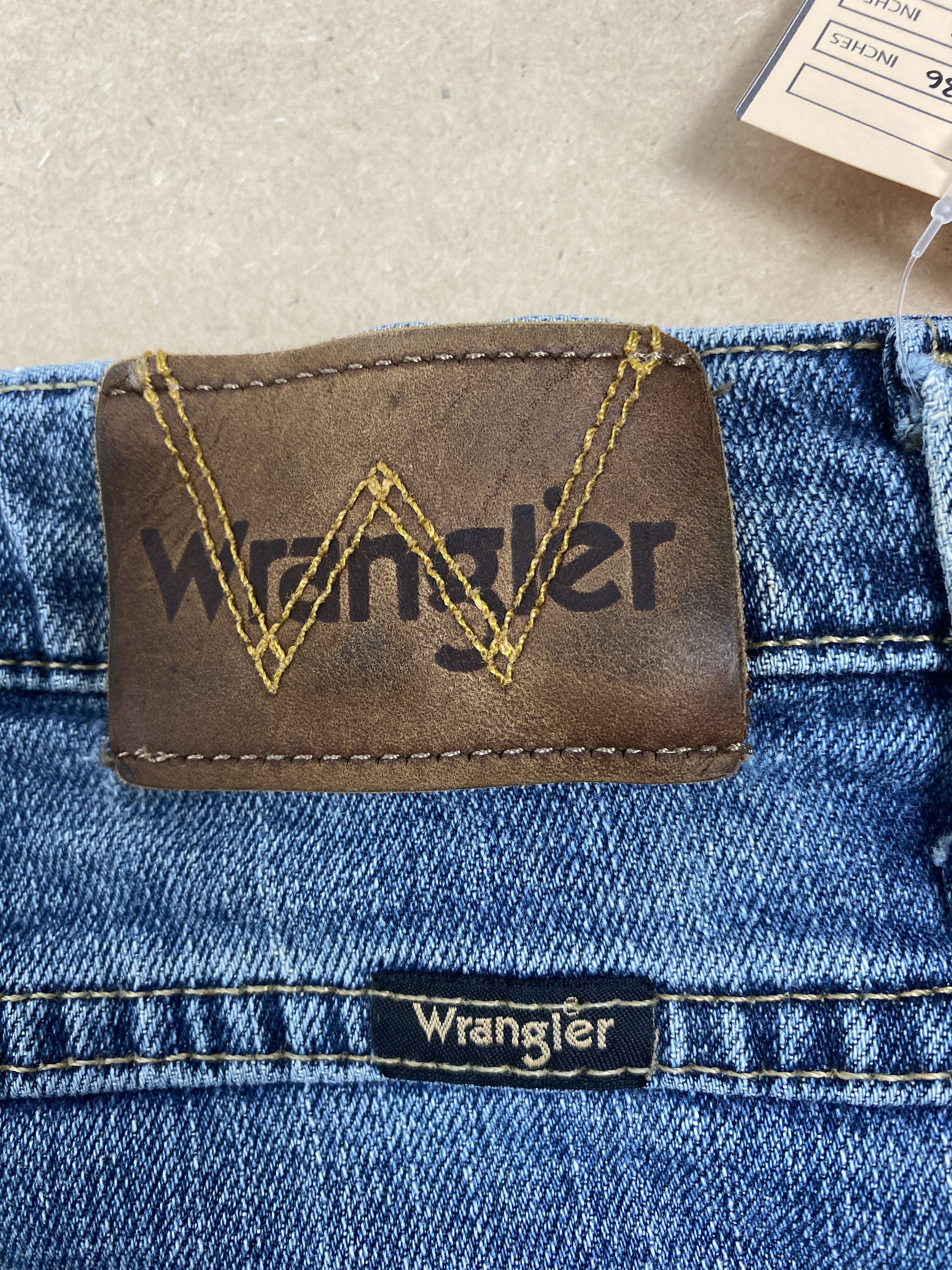 Vintage Vintage Wrangler Slim Fit Faded Blue Jeans Size US 36 / EU 52 - 7 Thumbnail